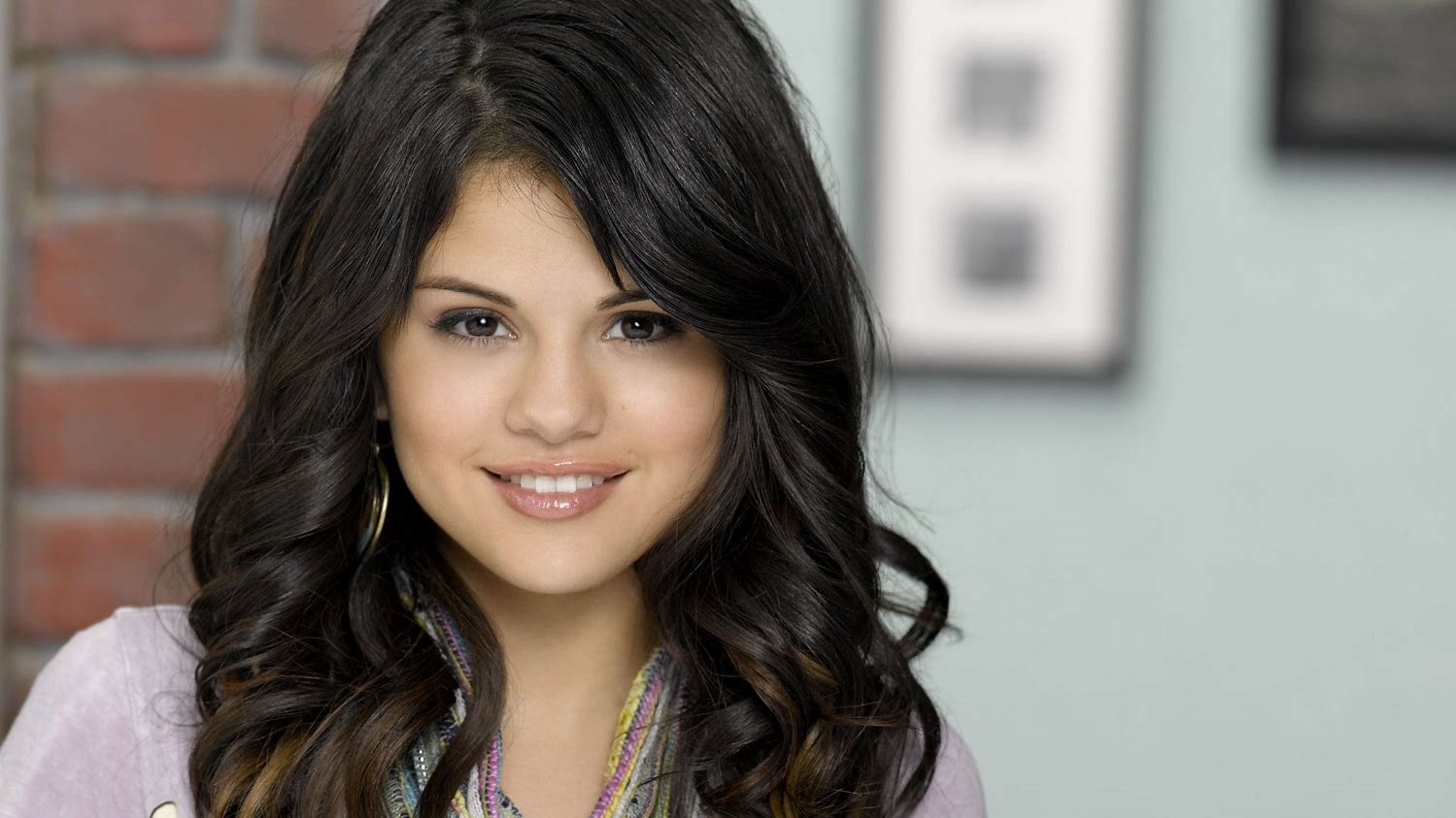 Selena Gomez Hd Wallpapers - Selena Gomez Cute Face , HD Wallpaper & Backgrounds