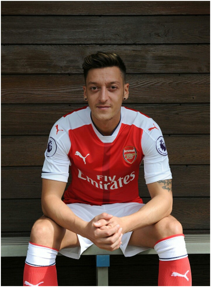 Ozil Wallpapers - Arsenal F.c. , HD Wallpaper & Backgrounds