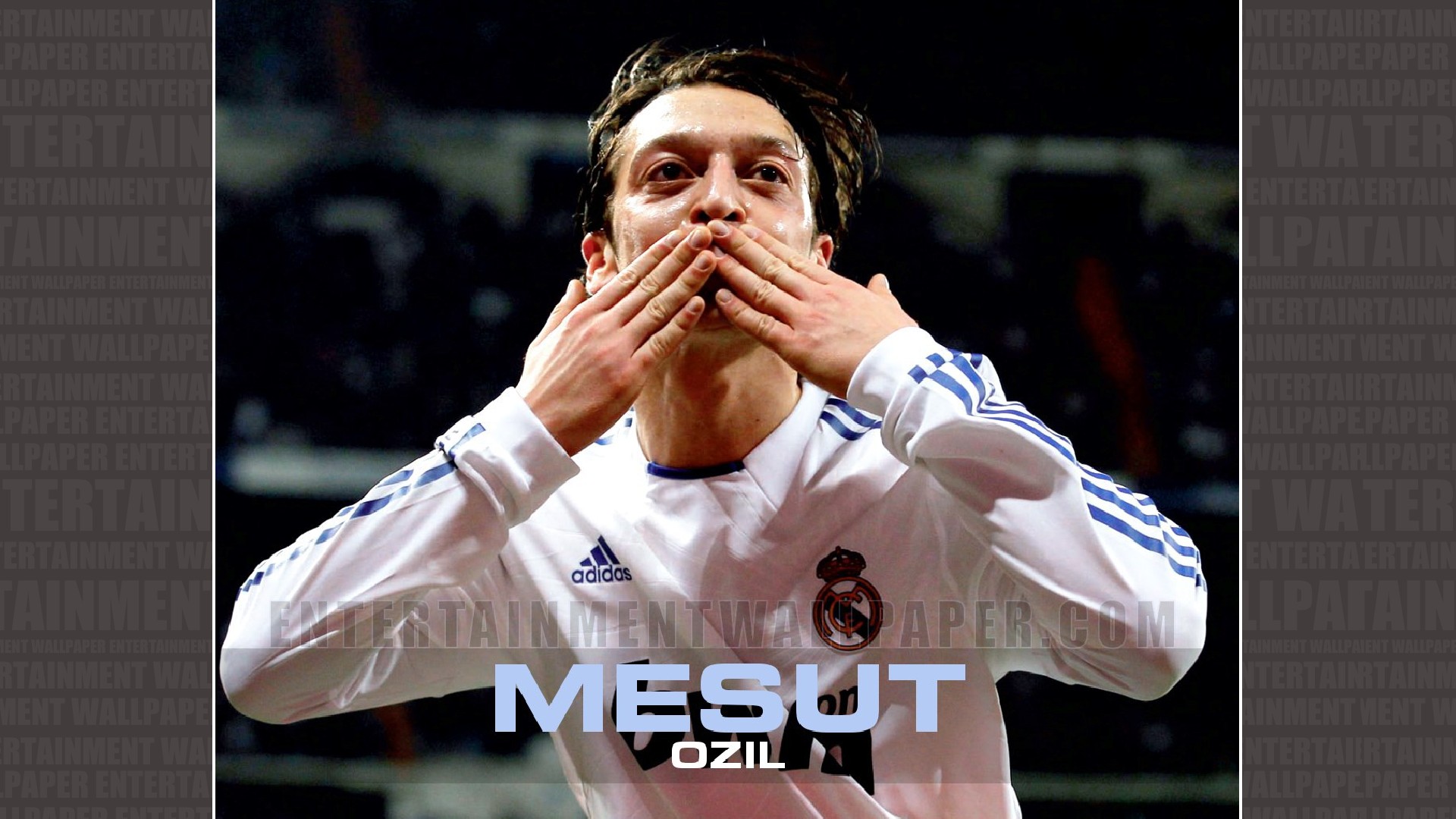 Mesut Ozil Wallpaper - Mesut Ozil Real Madrid , HD Wallpaper & Backgrounds
