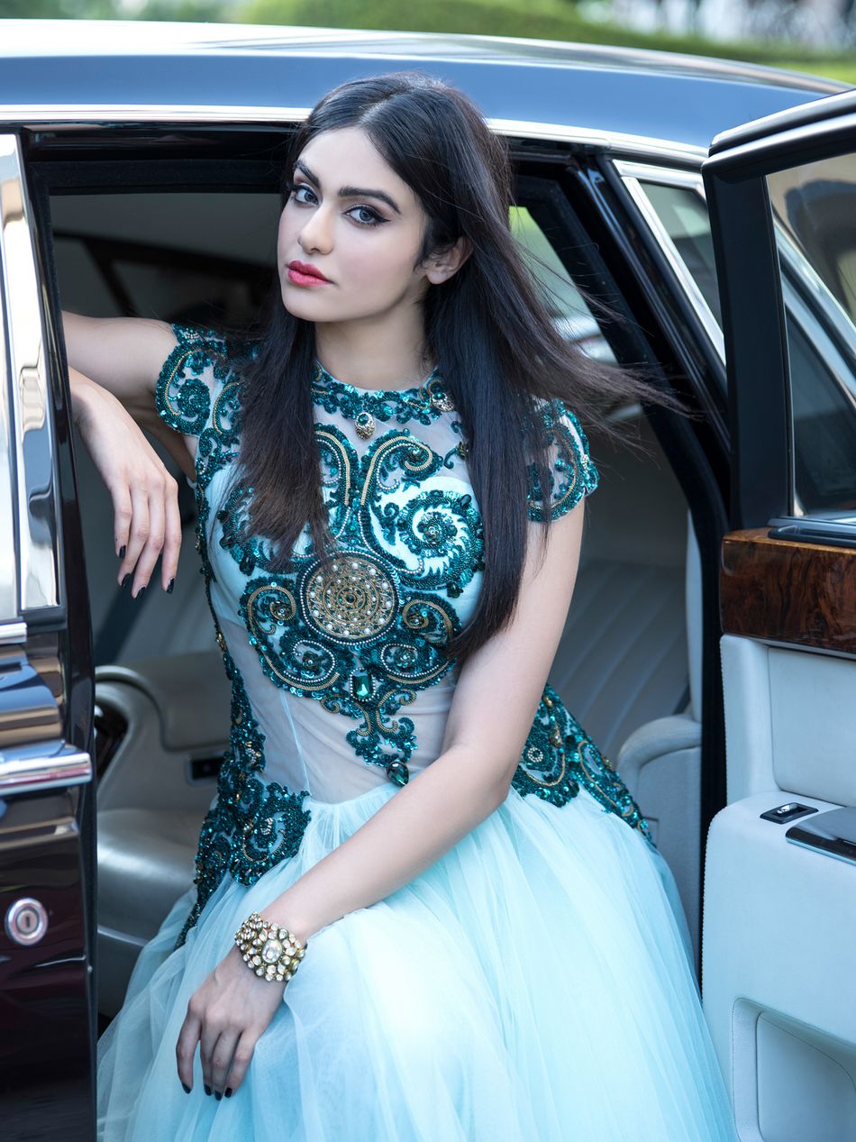 Adah Sharma Beautiful Bollywood Actress Hd Wallpaper - Adah Sharma Beautiful Hd , HD Wallpaper & Backgrounds