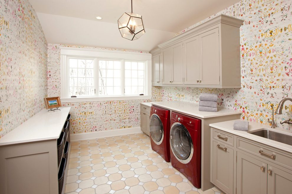 Minneapolis Chrome Utility Laundry Room Traditional - Kitchen , HD Wallpaper & Backgrounds