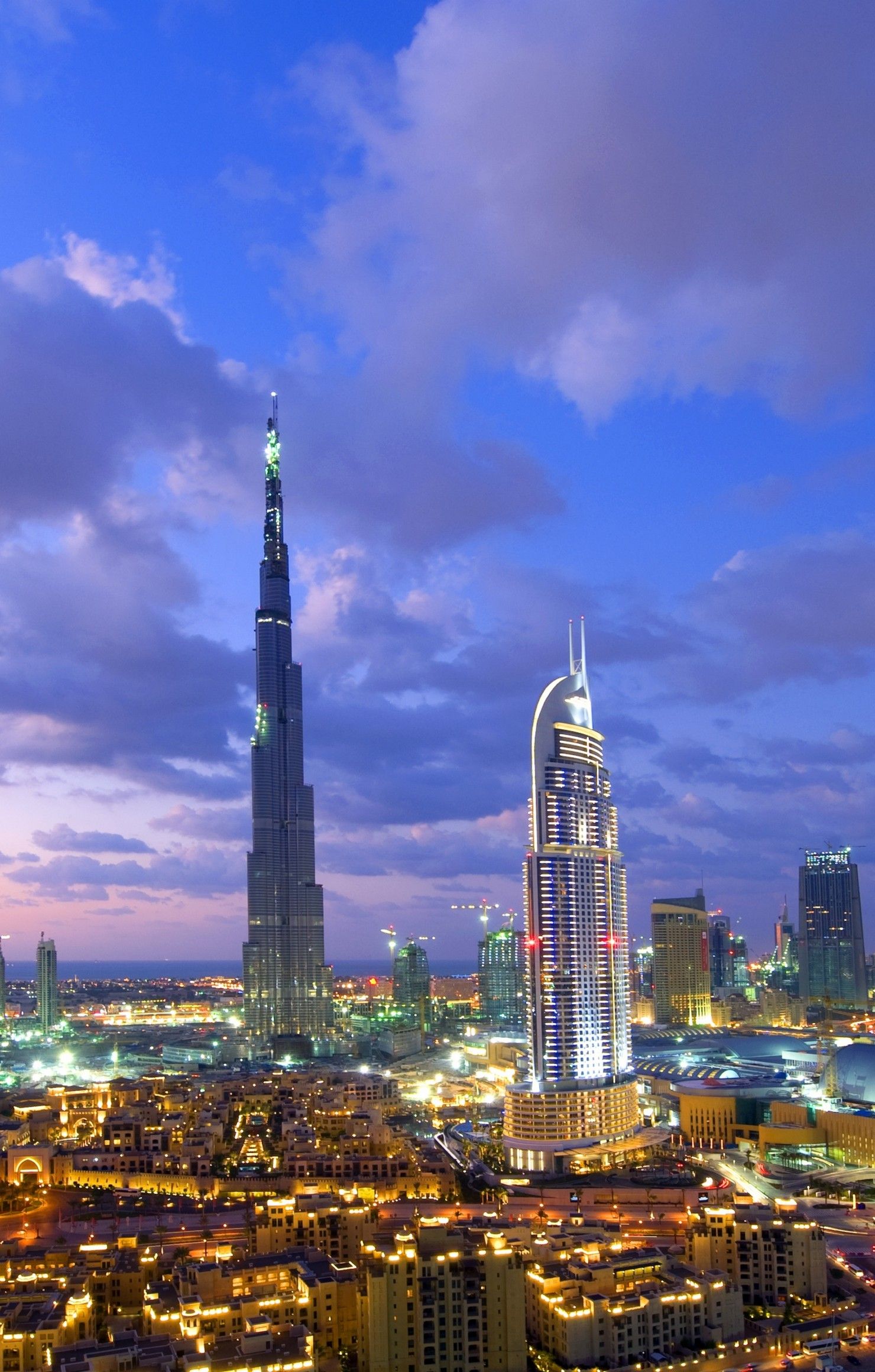 Dubai Building View Burj Khalifa City Lights Retina - United Arab Emirates , HD Wallpaper & Backgrounds