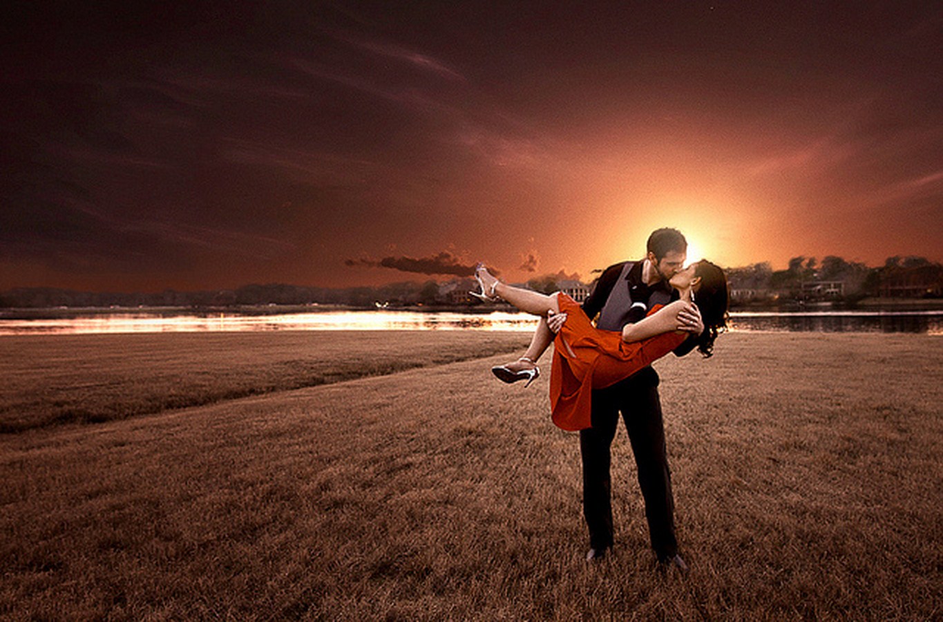 Romantic Love Couple Images To Boost Your Love Feel - Beautiful Love , HD Wallpaper & Backgrounds