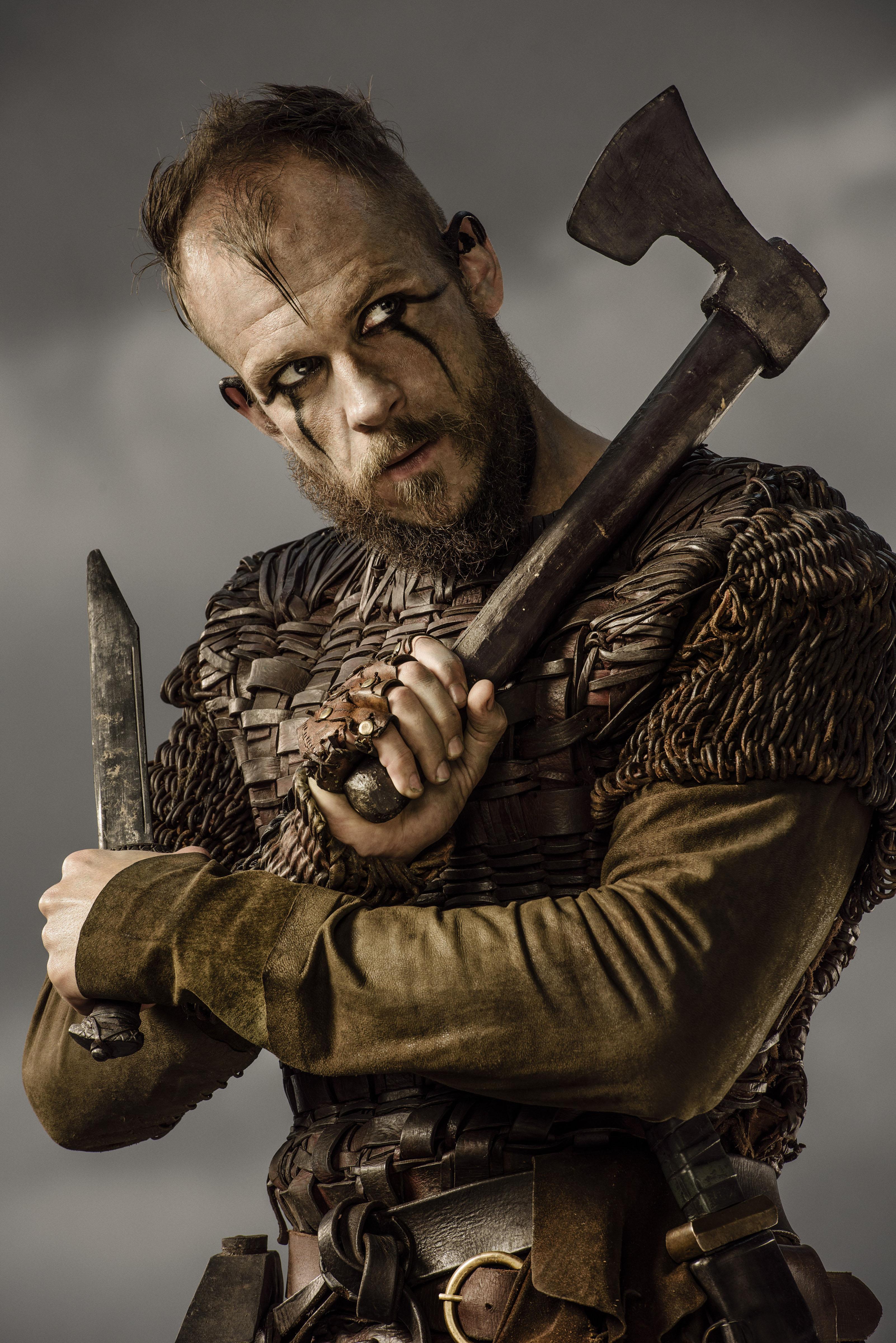 Ragnar Wallpaper - Floki Vikings , HD Wallpaper & Backgrounds