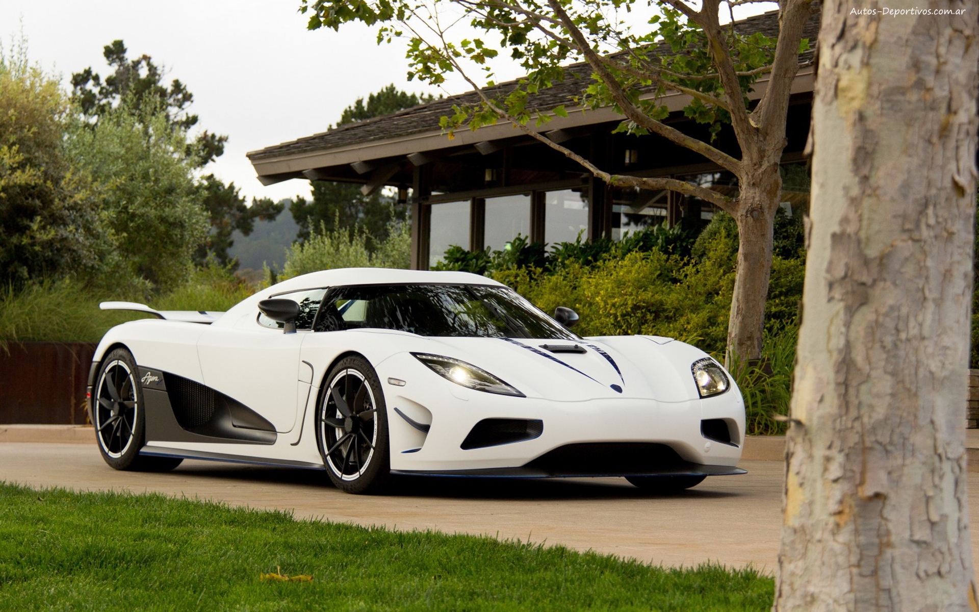 Descargar Wallpaper Original - White Koenigsegg Agera Rs , HD Wallpaper & Backgrounds