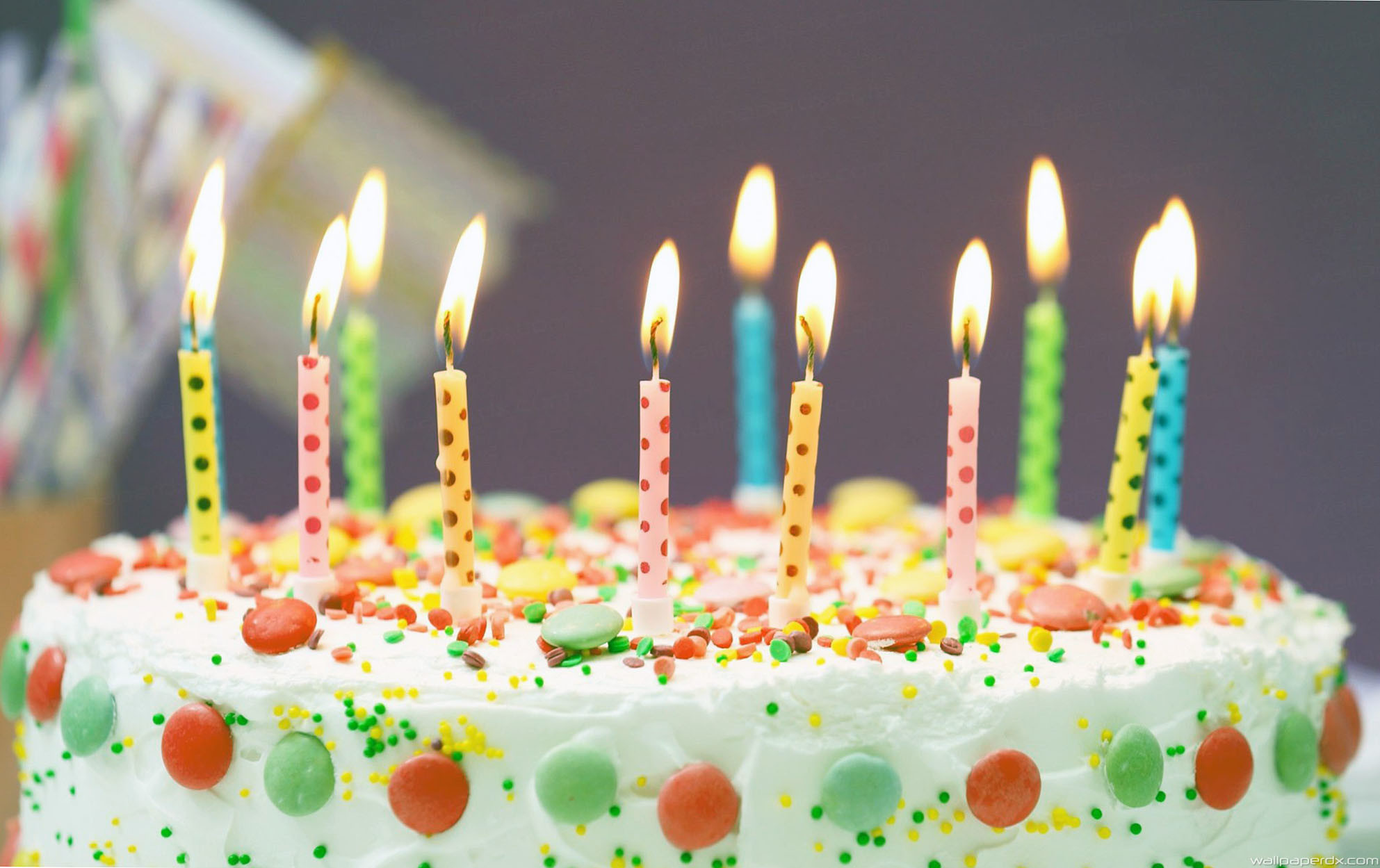Download 4k Happy Birthday Wish On Cake Wallpapers - Mjs De Cumpleaños Cristianos , HD Wallpaper & Backgrounds