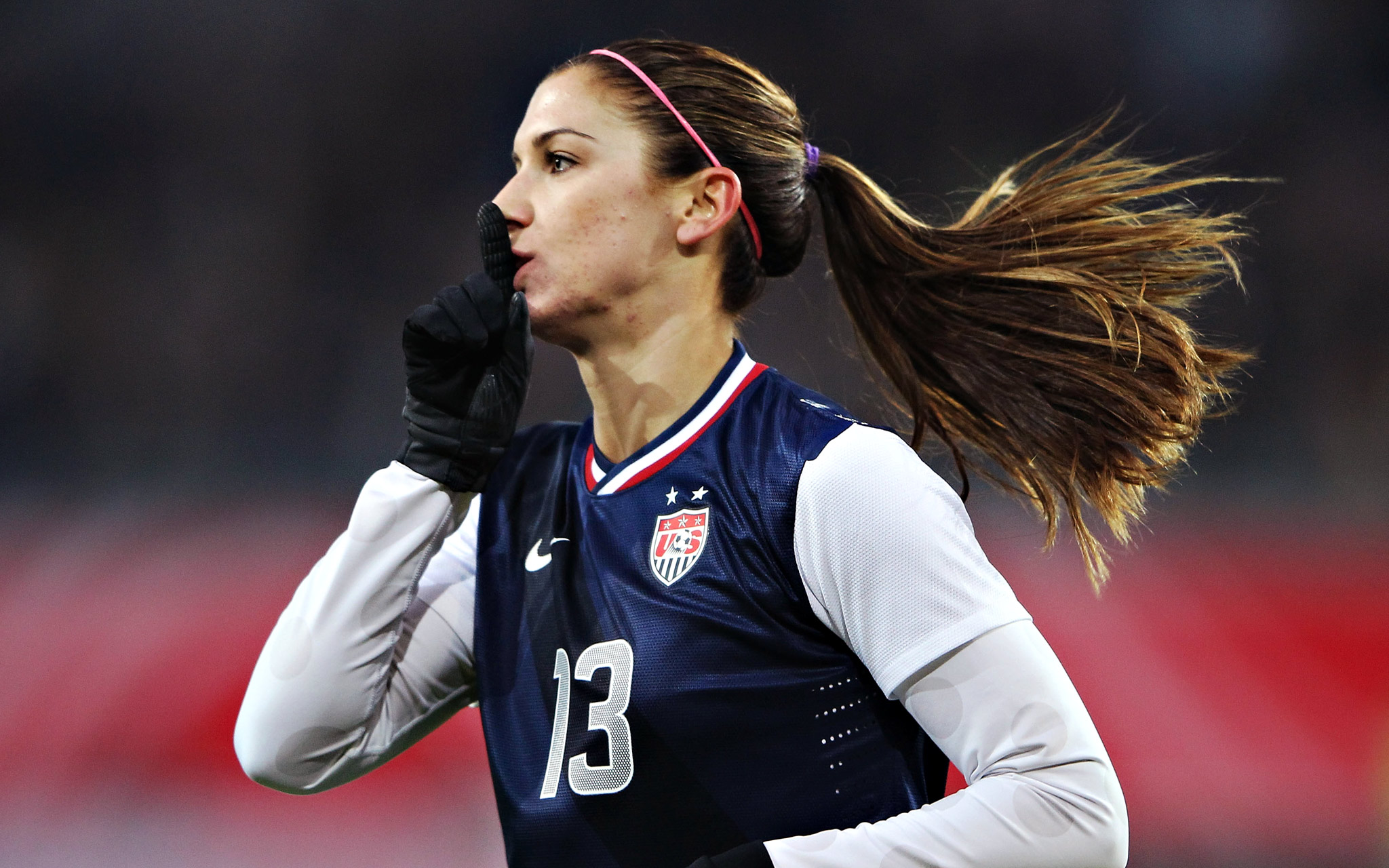 Alex Morgan Wallpaper Full Hd - Alex Morgan Iphone 7 , HD Wallpaper & Backgrounds