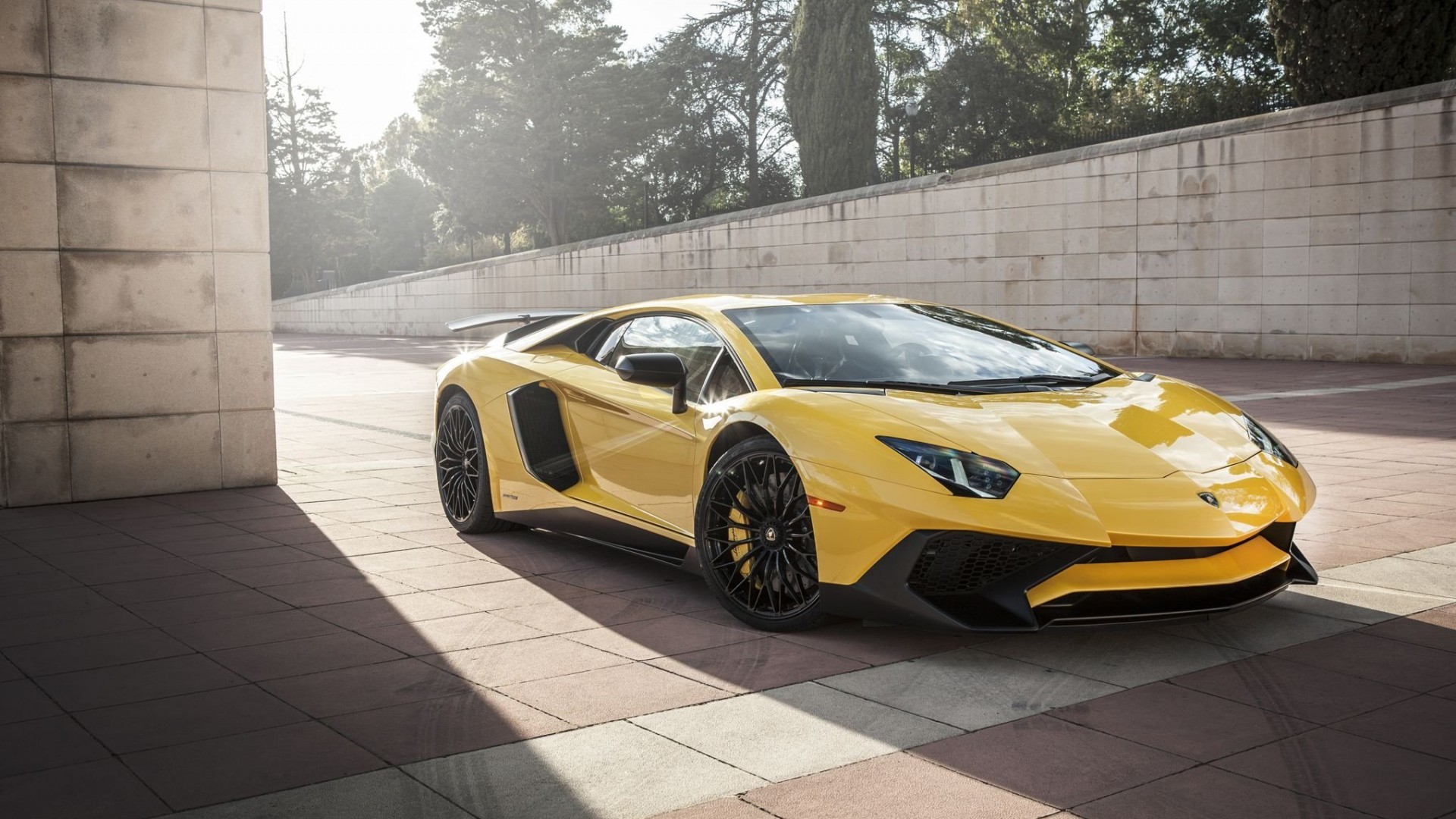 Lamborghini Top Hd Wallpapers Http - Yellow Lamborghini Aventador Sv , HD Wallpaper & Backgrounds