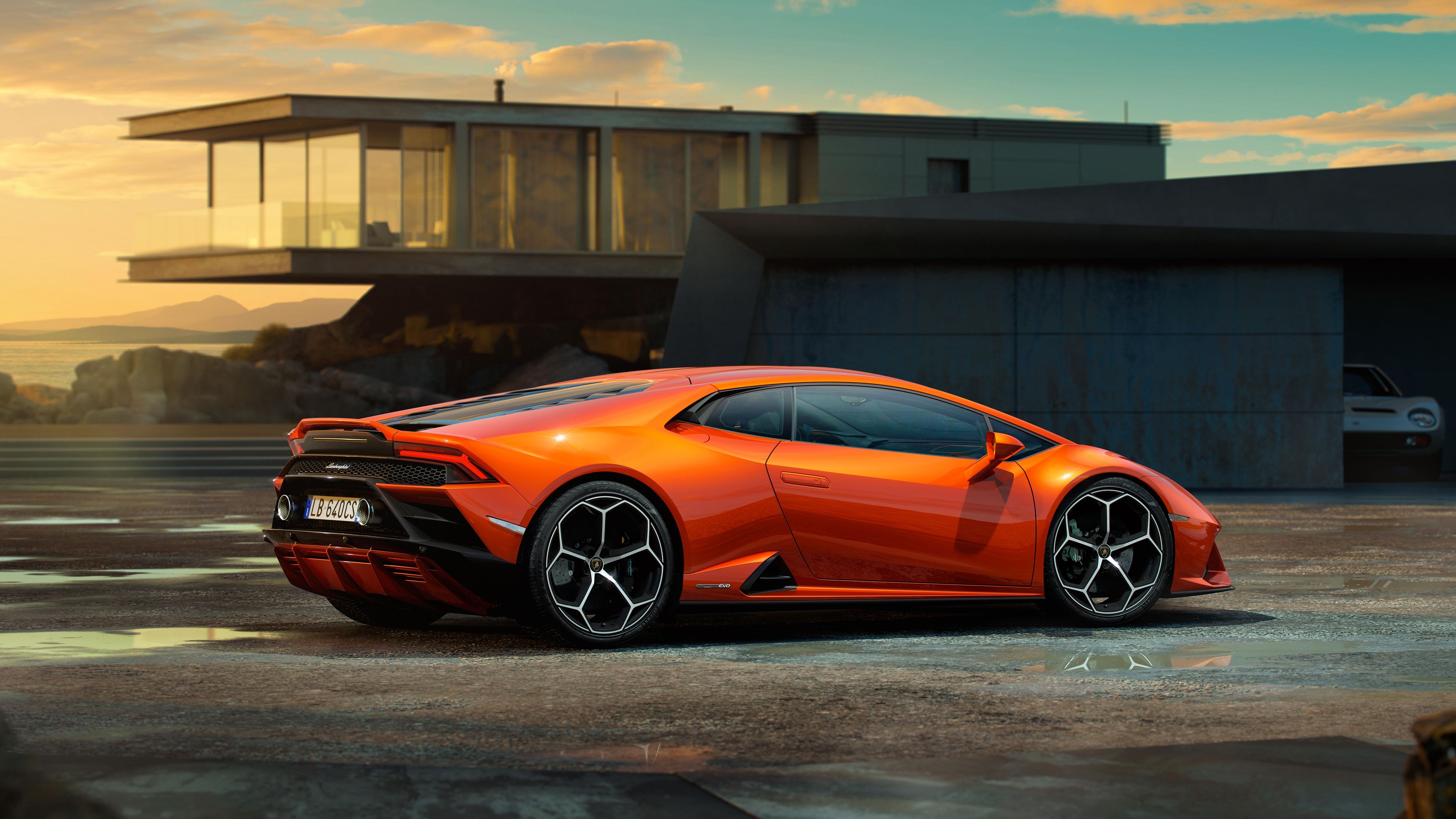 2019 Lamborghini Huracan Evo Picture - Lamborghini Huracan Evo Spyder , HD Wallpaper & Backgrounds