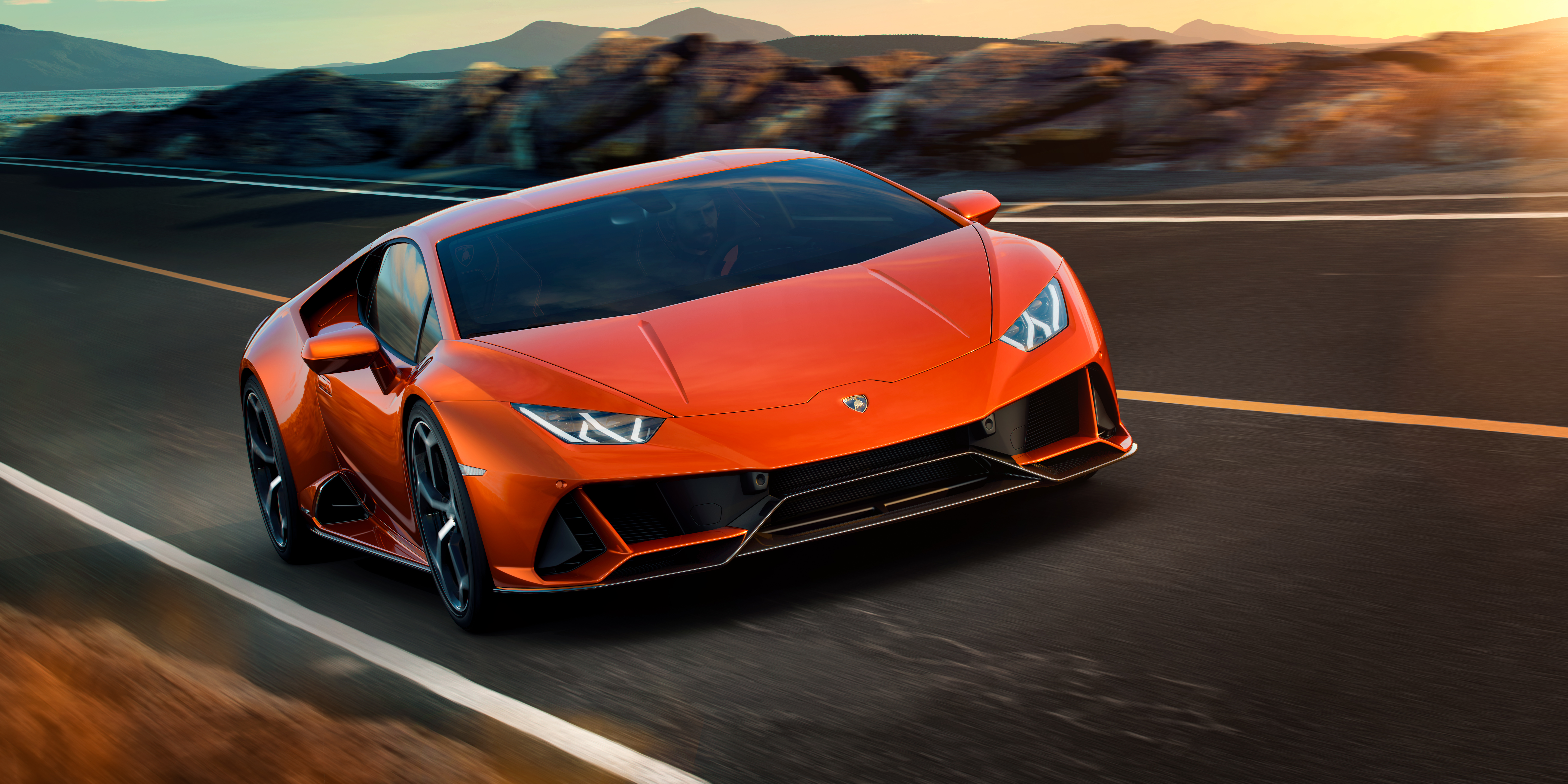 6 Must-know Facts About The 2019 Lamborghini Huracan - Lamborghini Evo , HD Wallpaper & Backgrounds