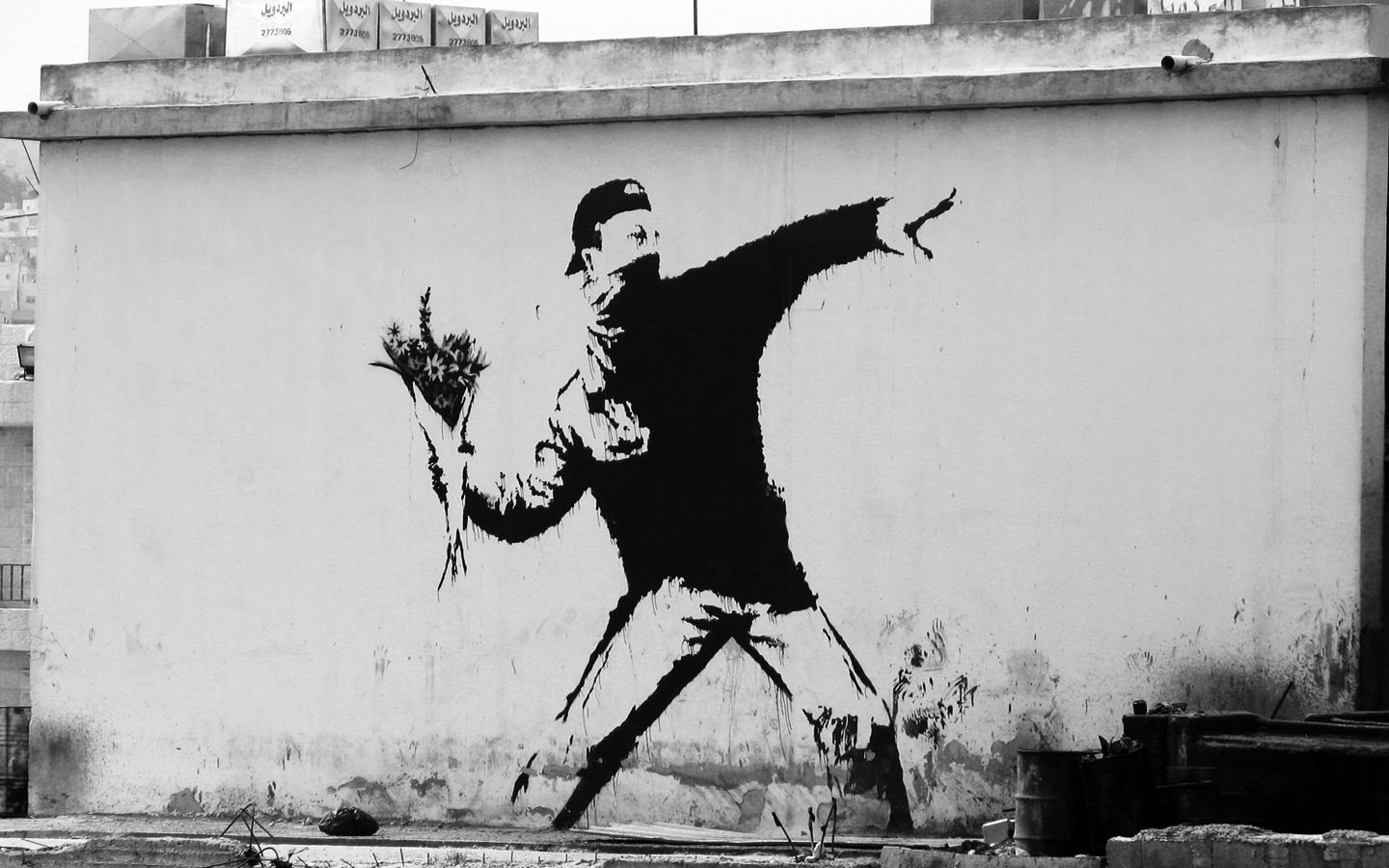 Artistic Graffiti Street Art Free Desktop Wall - Banksy Art , HD Wallpaper & Backgrounds