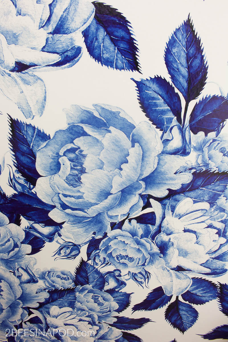 Immediately I Reached Out To The Etsy Shop Owner And - Blue And White Floral , HD Wallpaper & Backgrounds
