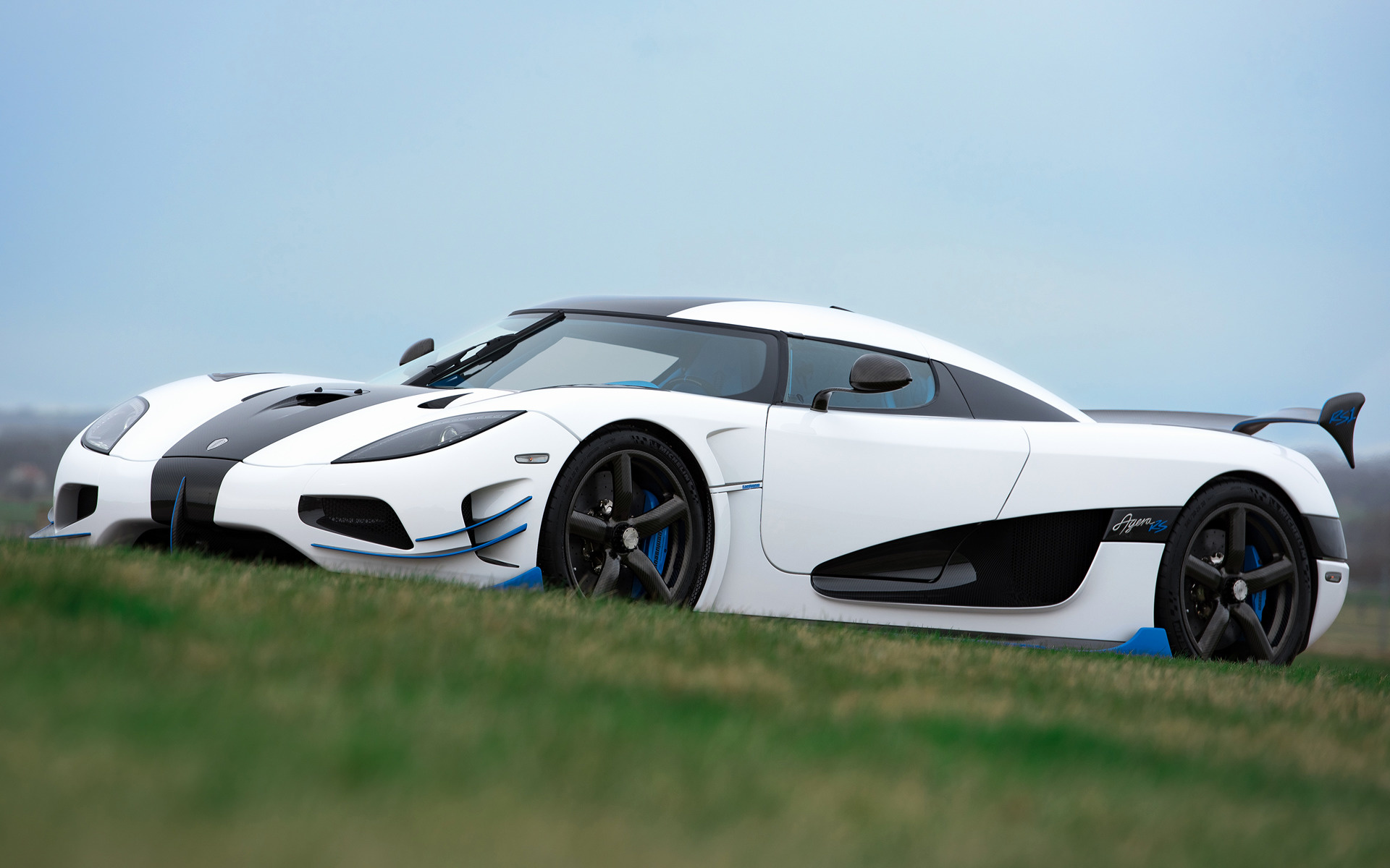 Koenigsegg Wallpaper - Koenigsegg Agera Rs1 , HD Wallpaper & Backgrounds