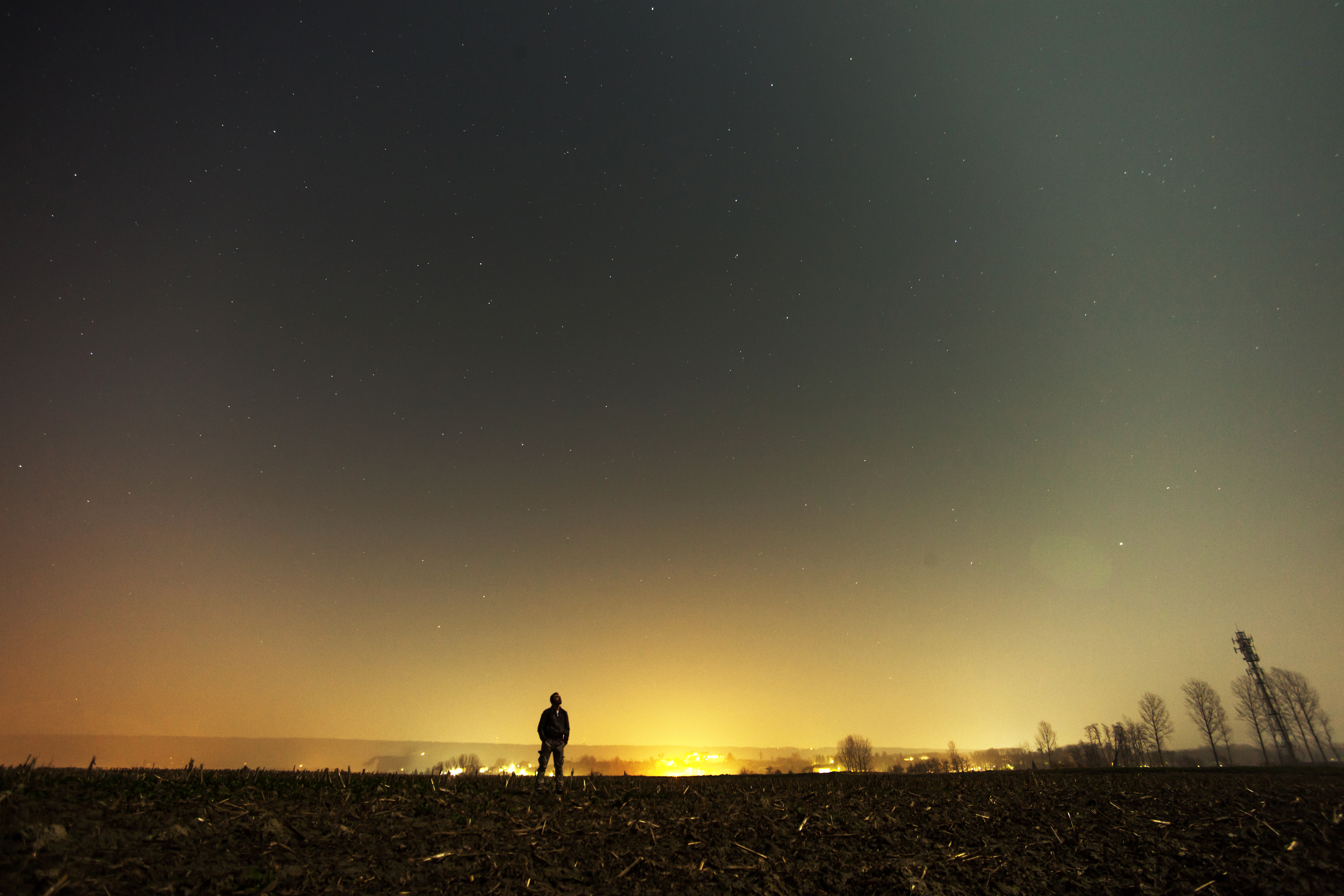 I Miss You - Alone Man In Night , HD Wallpaper & Backgrounds