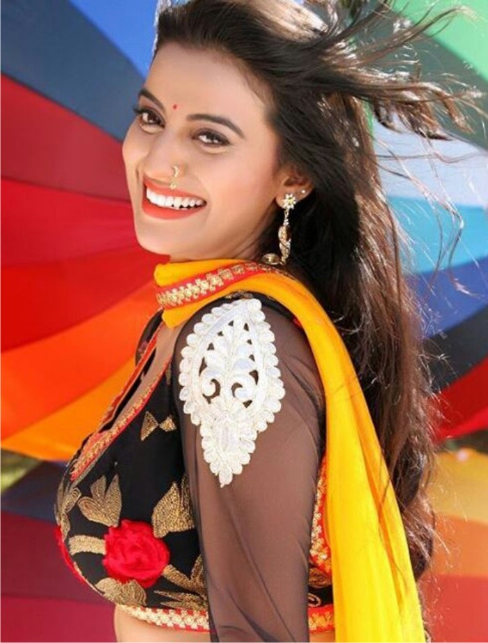 Bhojpuri Actress Anjana Singh Hot - Bhojpuri Heroine Akshara Singh , HD Wallpaper & Backgrounds