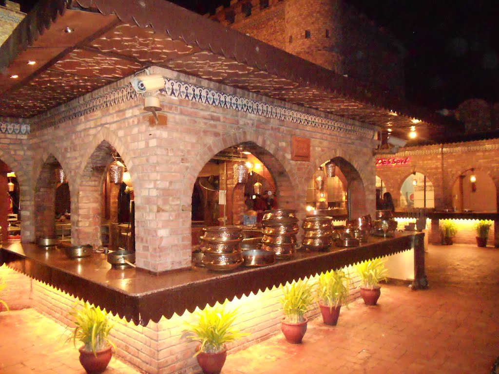 Inside View Of Lal - Lal Qila Restaurant Karachi Inside , HD Wallpaper & Backgrounds