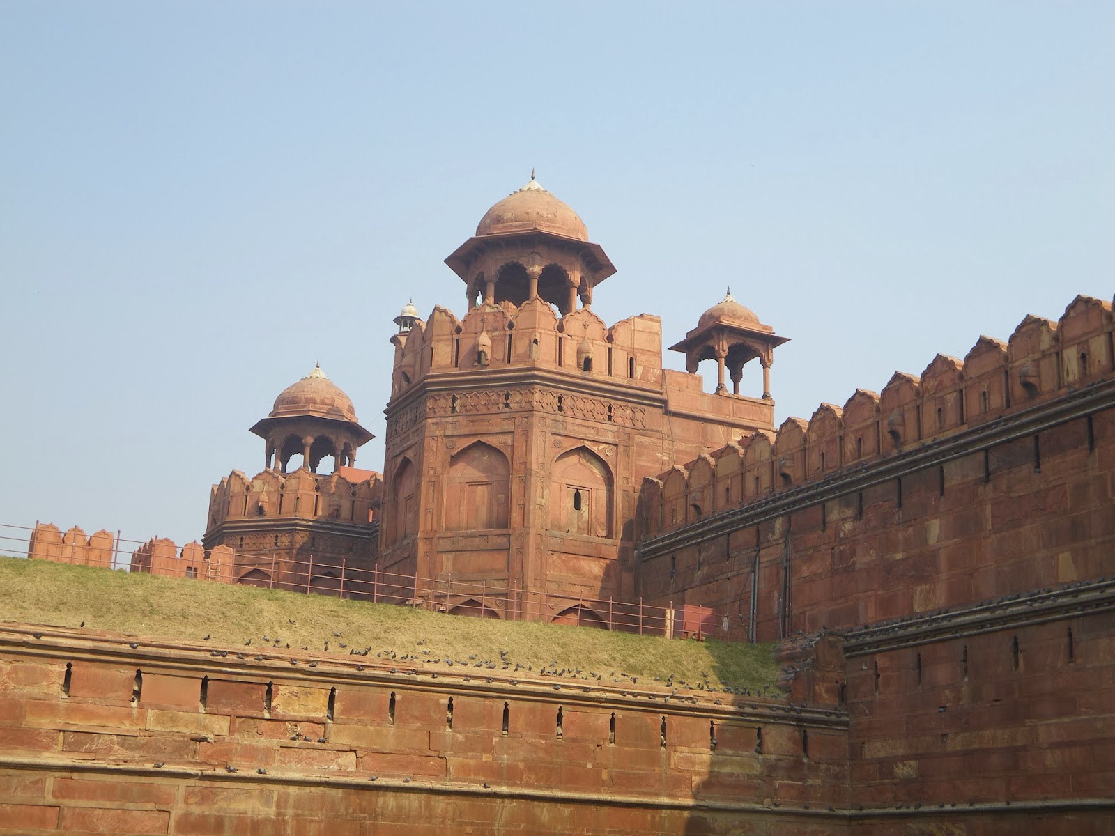 Walls Of Lal Qila - Vintage Car Rally In Delhi , HD Wallpaper & Backgrounds