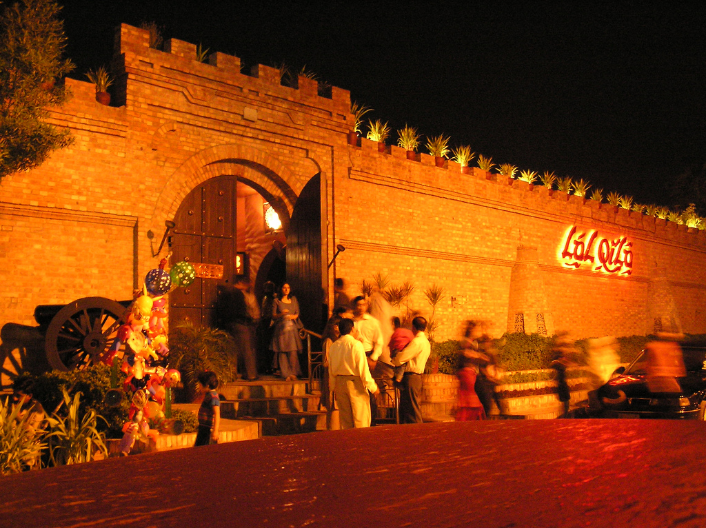 Lal Qila Restaurant Karachi The Best Restaurant In - Lal Qila Restaurant Pakistan , HD Wallpaper & Backgrounds