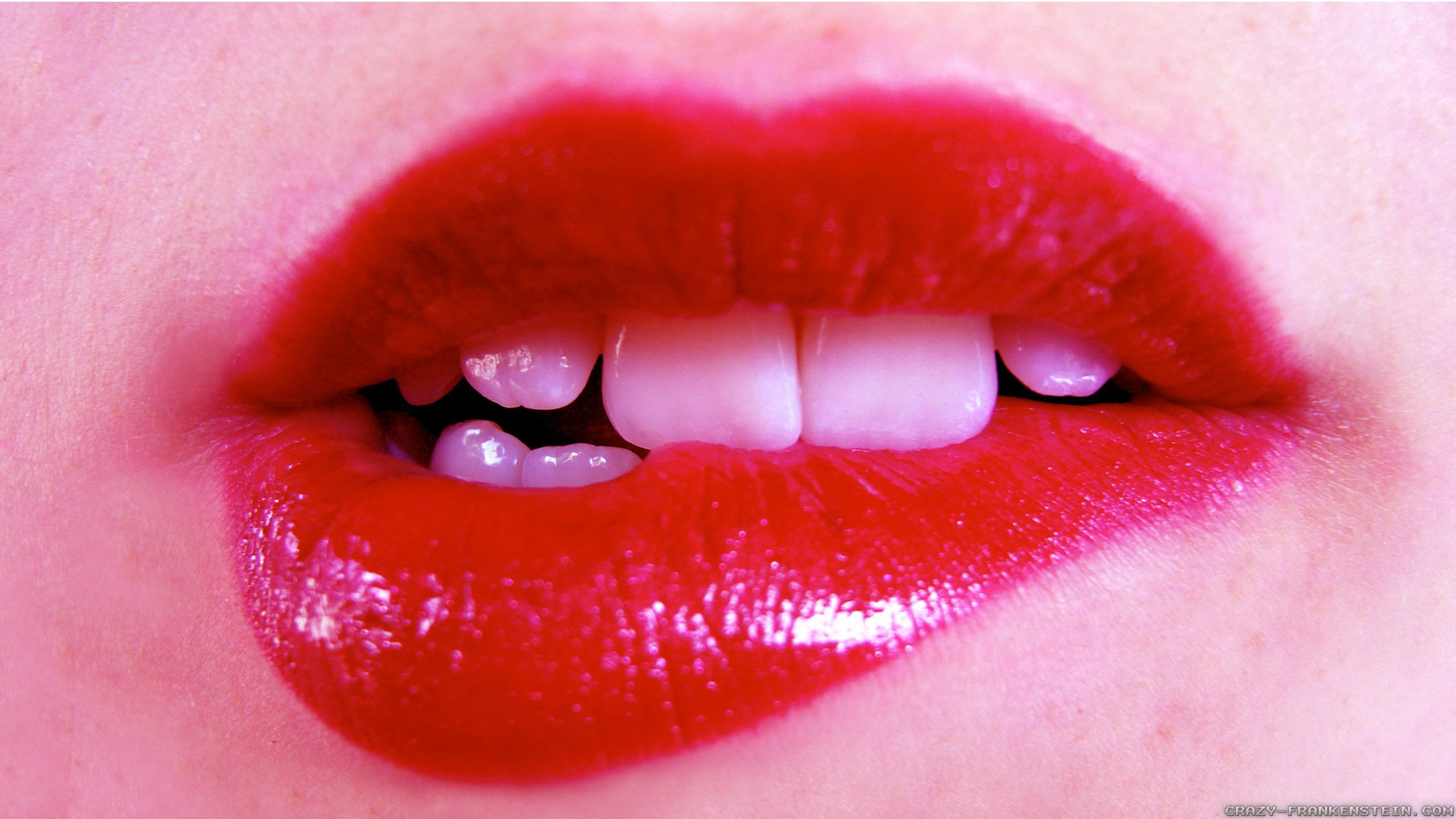 Lips Kiss Wallpapers - Lips Kiss Wallpapers Hd , HD Wallpaper & Backgrounds