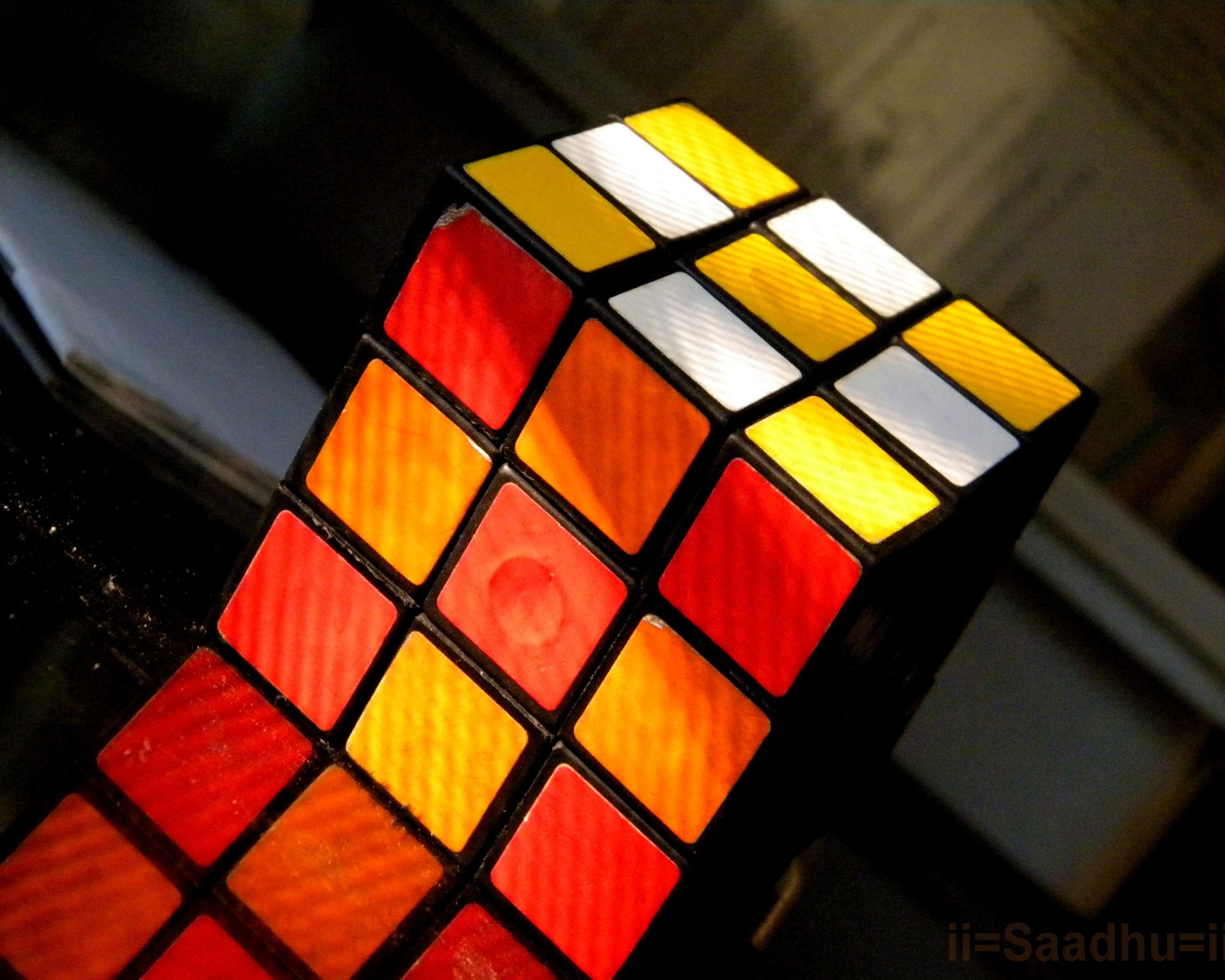 Users Who Have Seen This Wallpaper Have Also Seen - Cube Rubik , HD Wallpaper & Backgrounds