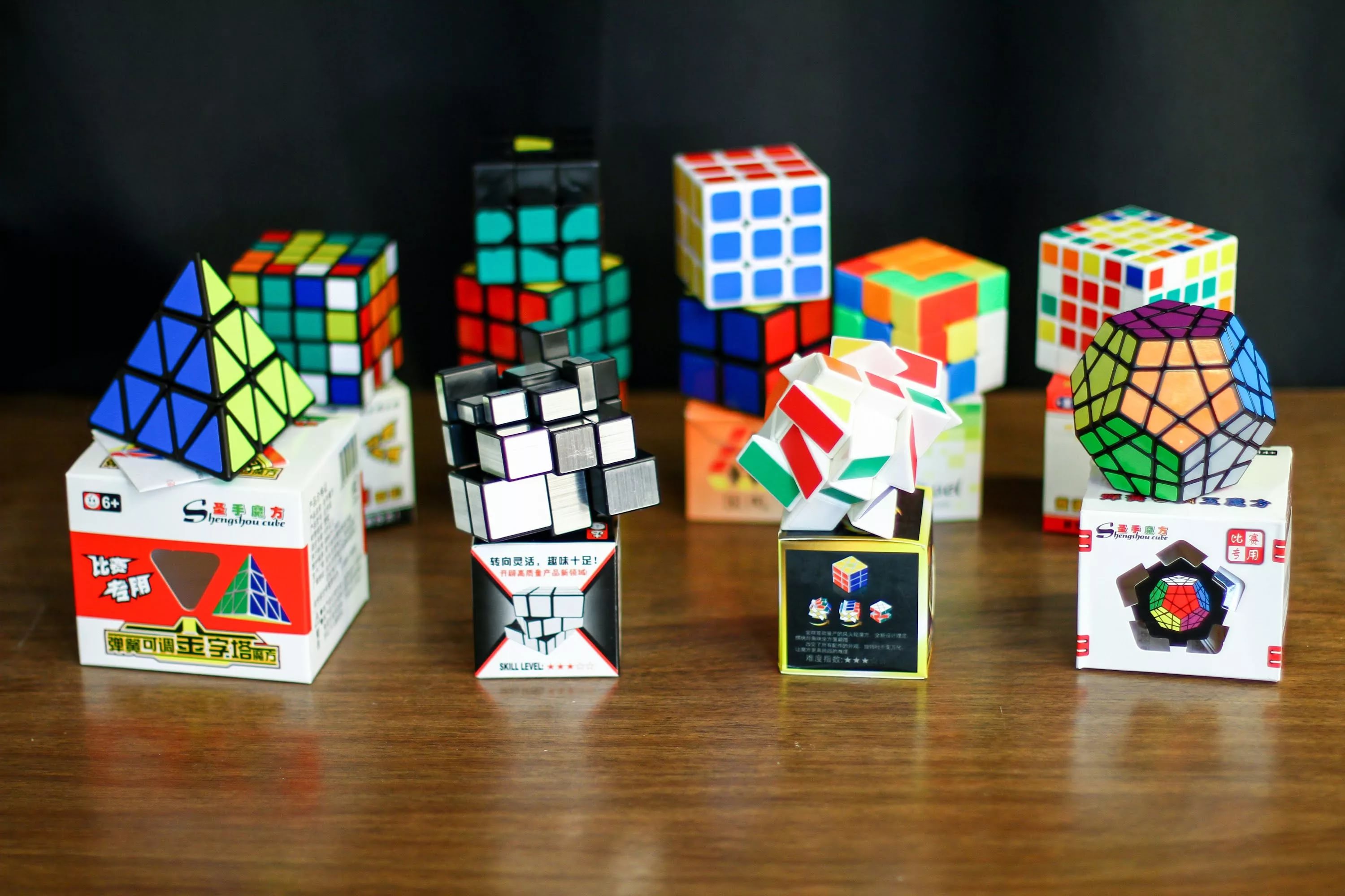 Rubiks Cube Wallpapers Good - روبیک هرمی , HD Wallpaper & Backgrounds