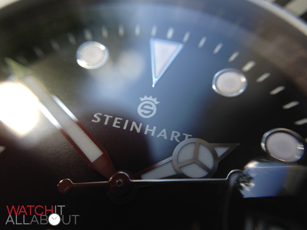The Lume Used Is Super Luminova C1 - Steinhart Watches , HD Wallpaper & Backgrounds