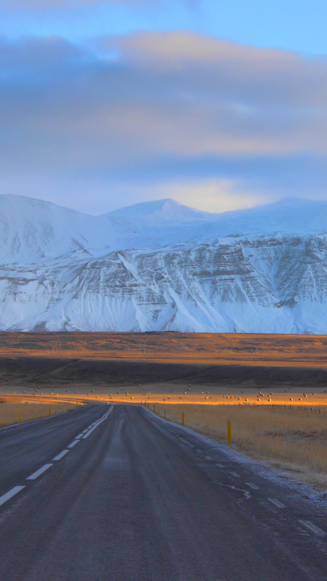 Snowy Mountain Iphone Wallpaper - Freeway , HD Wallpaper & Backgrounds