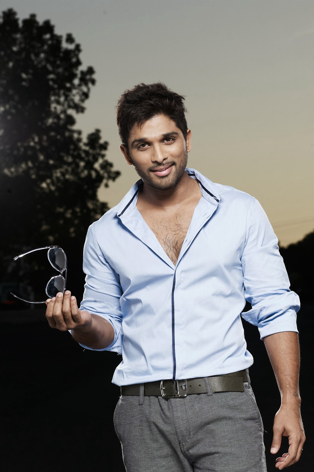 Allu Arjun Images, Allu Arjun Wallpapers Hd - Hero Of Dangerous Khiladi , HD Wallpaper & Backgrounds