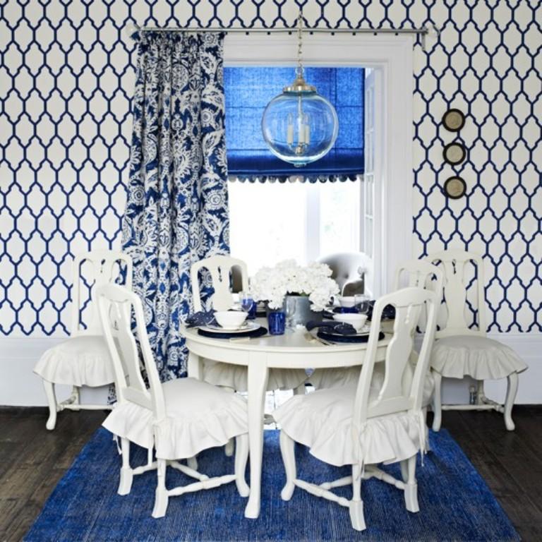 10 Modern Dining Rooms With Geometric Wallpaper Rilane - Blue Wallpaper For Dining Room , HD Wallpaper & Backgrounds