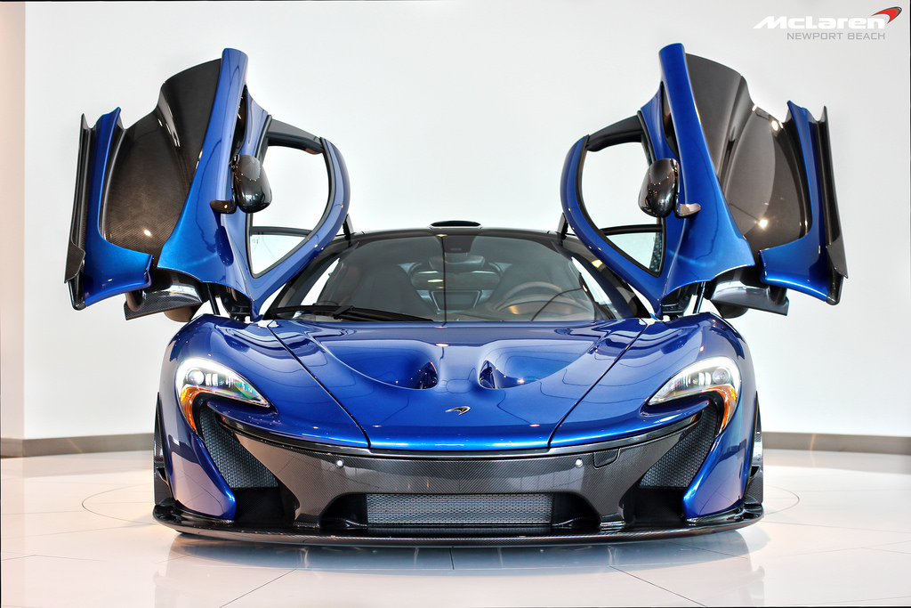 Download - Mclaren P1 Blue Smoke , HD Wallpaper & Backgrounds