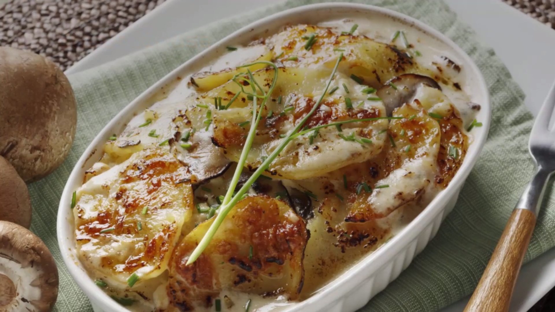 12 Best Potato Casserole Side Dishes For Totally Tuber-ular - Vegan Gratin , HD Wallpaper & Backgrounds