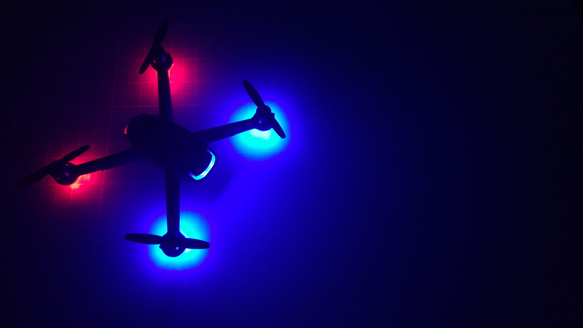 I Thought This Photo Of A Quadcopter Drone Looked Pretty - Light , HD Wallpaper & Backgrounds