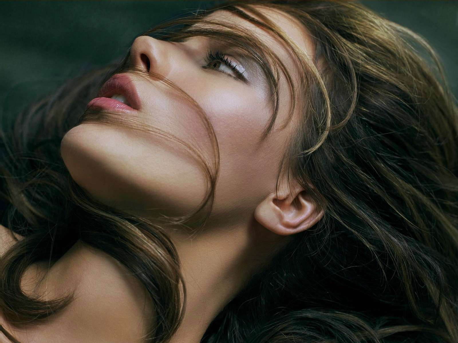 Sweet Girl Wallpaper - Kate Beckinsale Close Ups , HD Wallpaper & Backgrounds