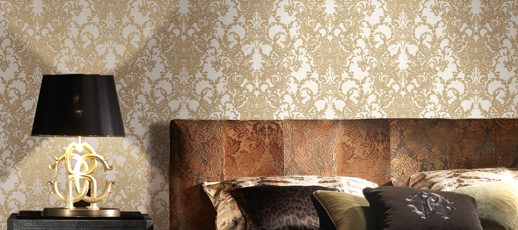 Roberto Cavalli Designed Wallpapers N1 - Roberto Cavalli Wallpaper Home , HD Wallpaper & Backgrounds