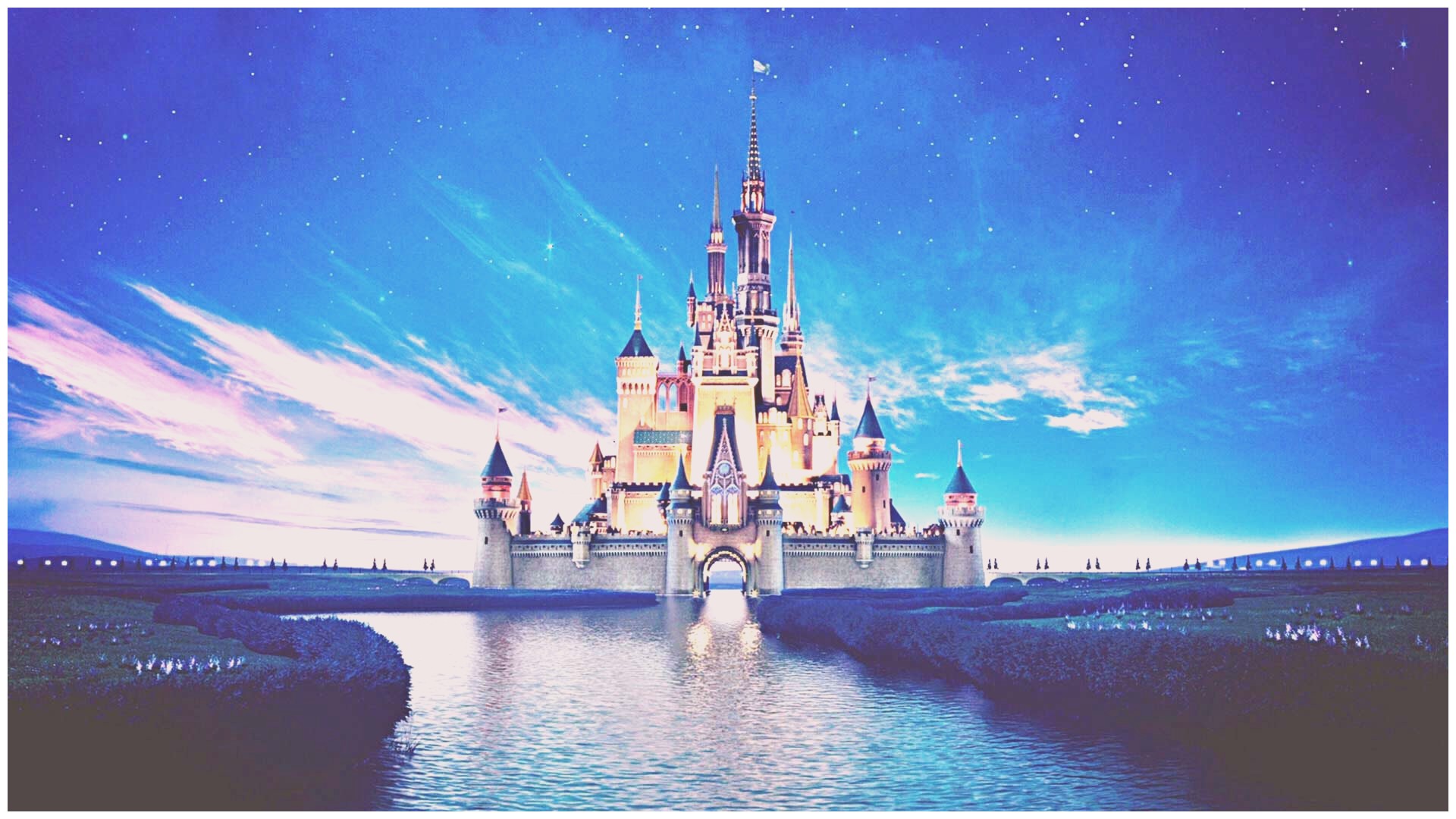Disney Live Wallpapers Download - Disney Castle High Resolution , HD Wallpaper & Backgrounds