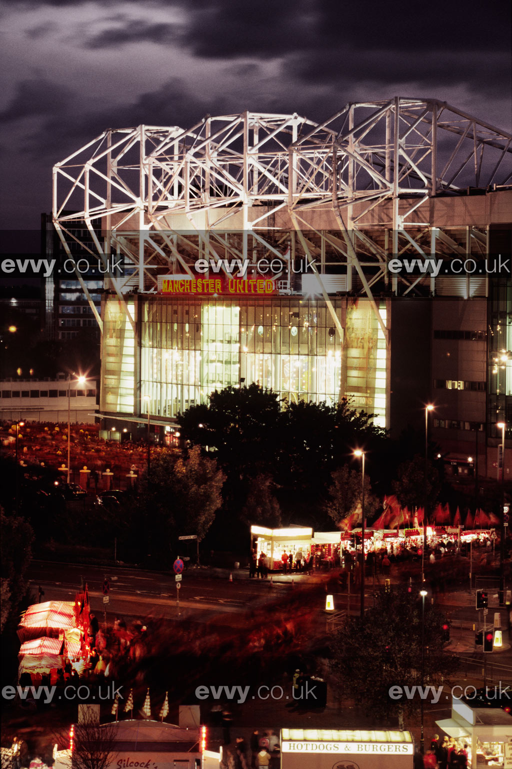 Old - Old Trafford Wallpaper Hd Iphone 4k , HD Wallpaper & Backgrounds