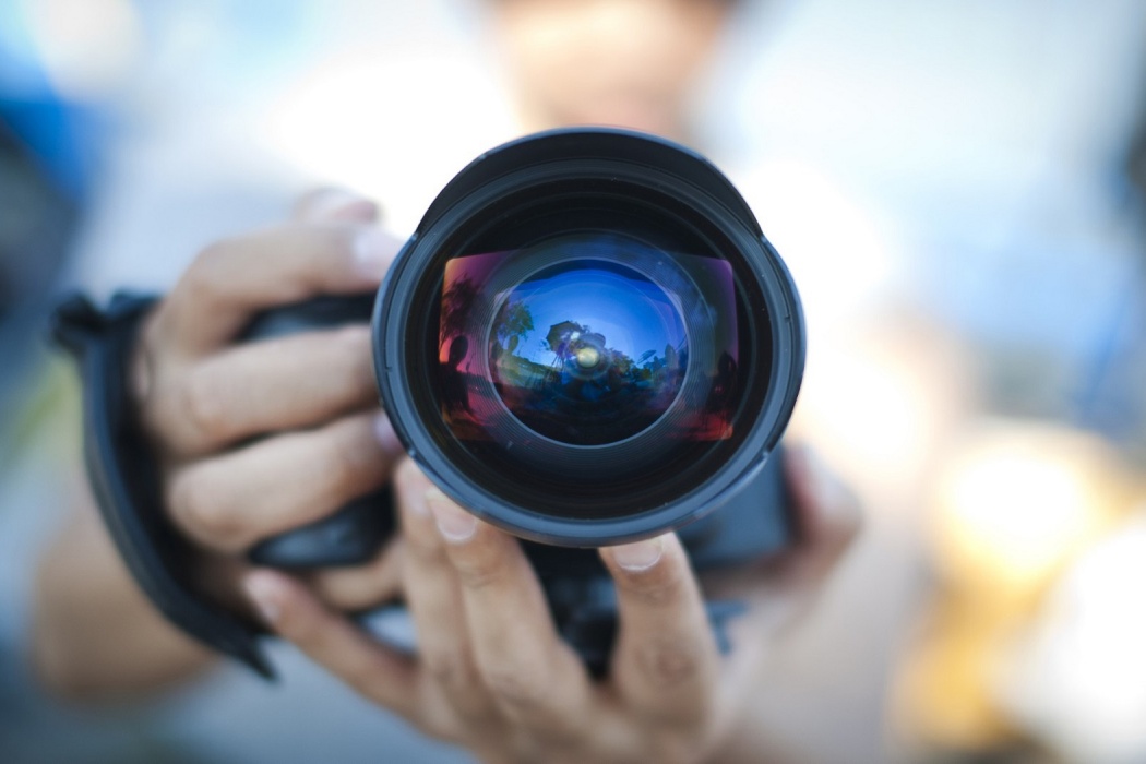 Cameraman Reflection With Camera - Camera Man , HD Wallpaper & Backgrounds