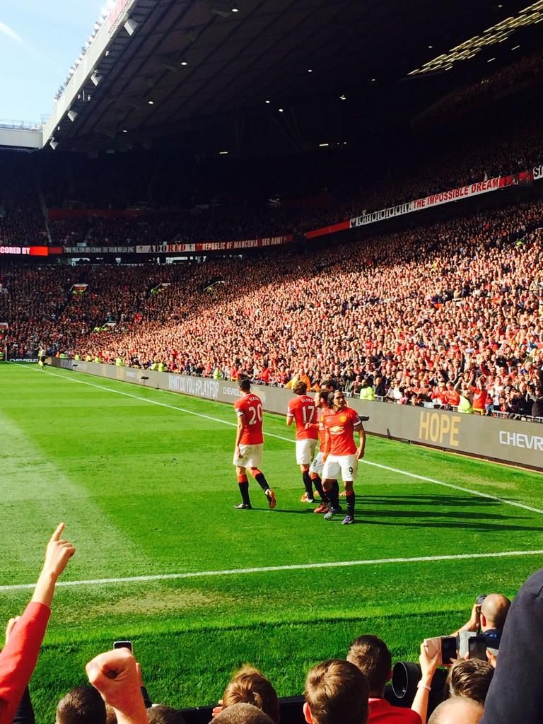 Download Falcao Celebrates Scoring For United At Old Trafford - Old