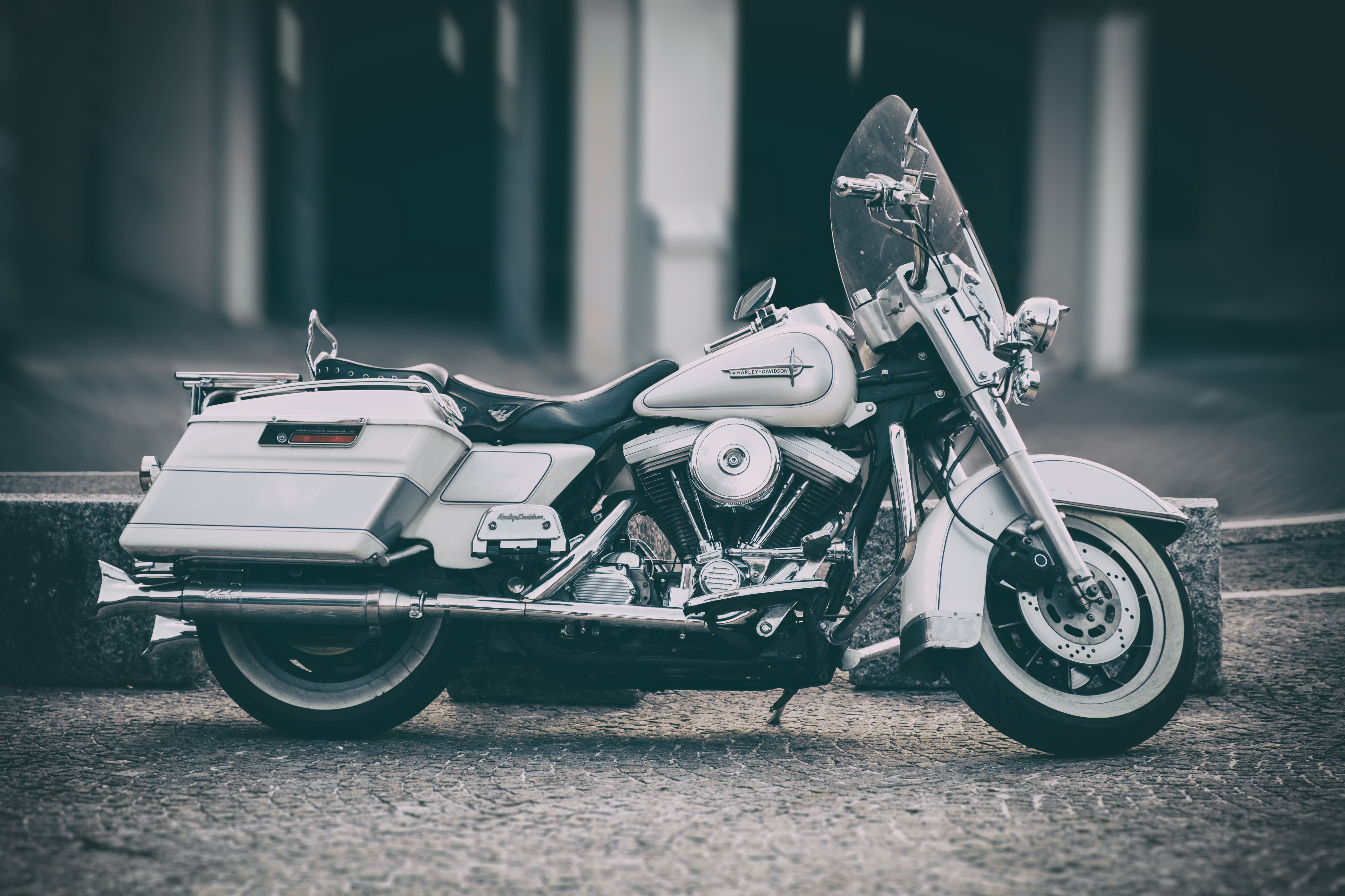 Harley-davidson Motorcycle Bike Side View Wheel - Motorcycle , HD Wallpaper & Backgrounds