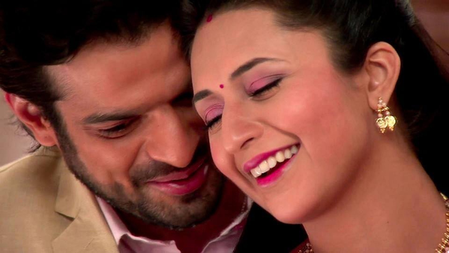 Raman To Suffer Backpain In Yeh Hai Mohabbatein - Yeh Hai Mohabbatein Raman And Ishita Romance , HD Wallpaper & Backgrounds