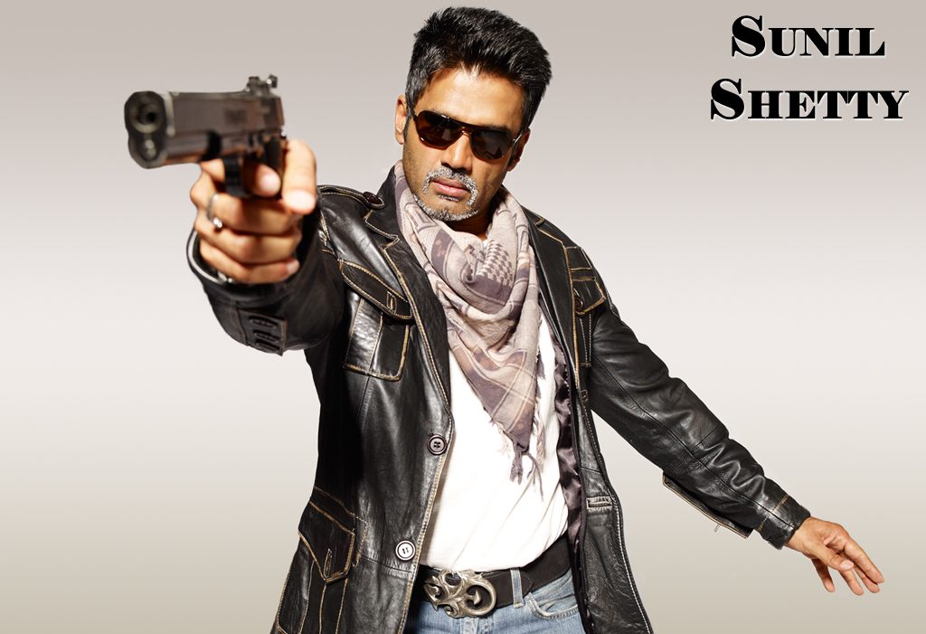 Sunil Shetty Wallpaper - Sunil Shetty With Gun , HD Wallpaper & Backgrounds