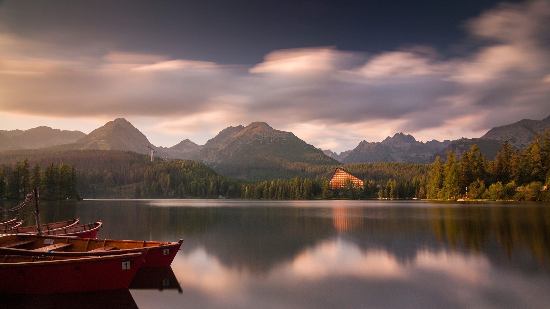 National Boats Lakes Slovakia Nature Tatras Tatra Park - Štrba Lake , HD Wallpaper & Backgrounds