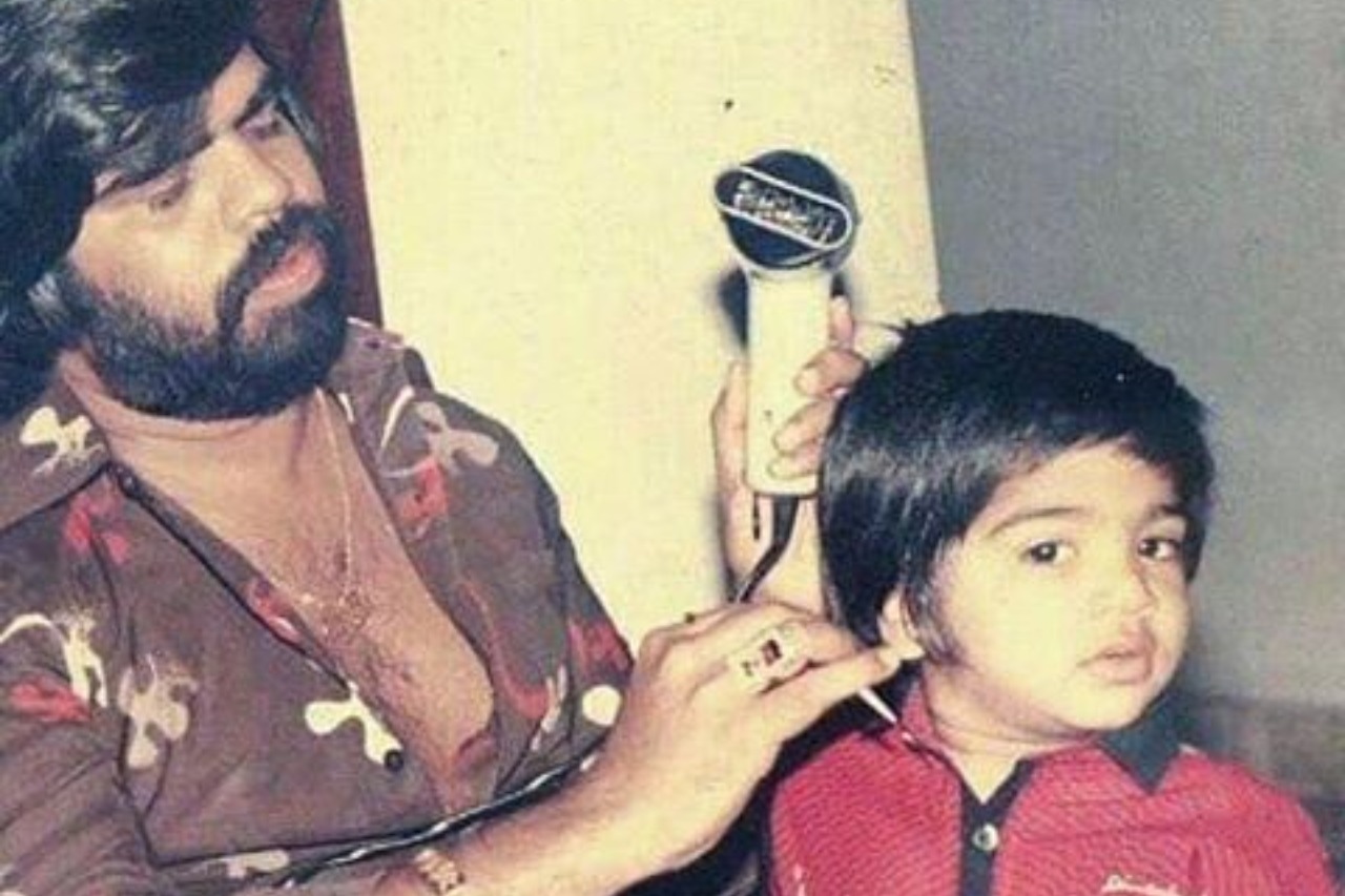 Actor Simbu Childhood Still - Kuralarasan Recent , HD Wallpaper & Backgrounds