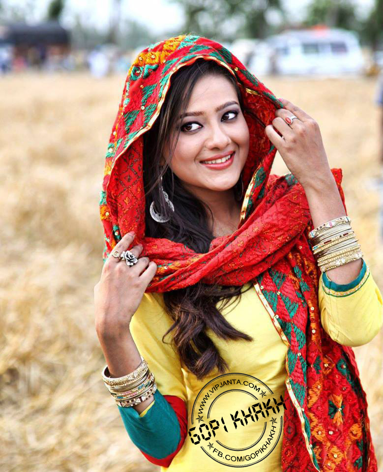 Punjabi Kudi Wallpapers - Punjabi Shayary Girls Sad , HD Wallpaper & Backgrounds