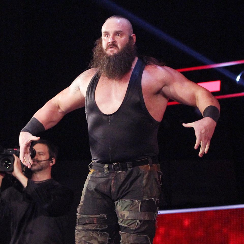 Braun Strowman Hot Body Images On Suntiros - Barechested , HD Wallpaper & Backgrounds