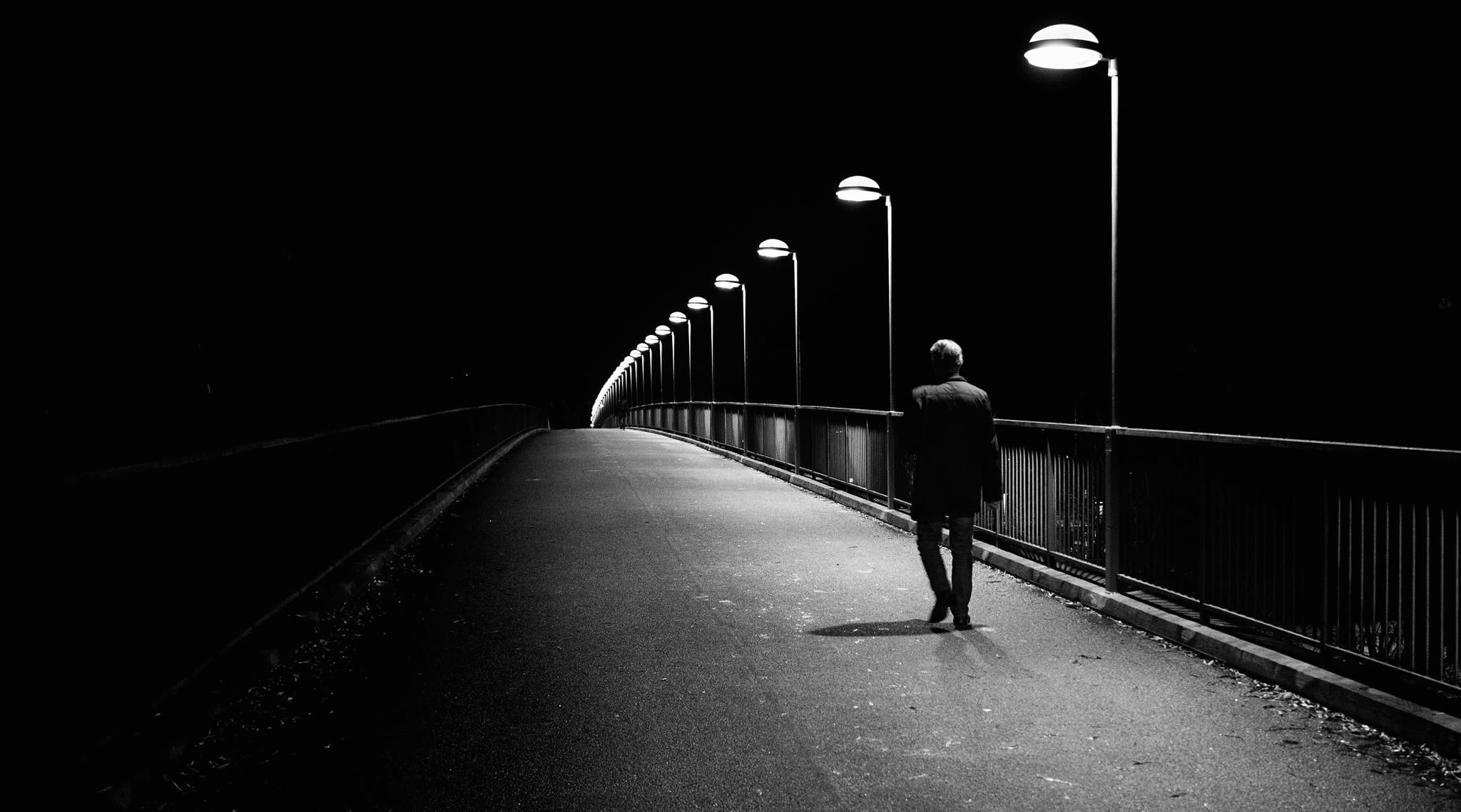 Alone Wallpapers Alone Wallpapers - Street Lights Black And White , HD Wallpaper & Backgrounds