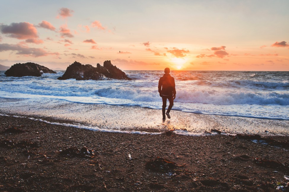 Sea Surf Alone Sunset Man Solitude Wales United Kingdom - New Sunny Beach Shoreline , HD Wallpaper & Backgrounds