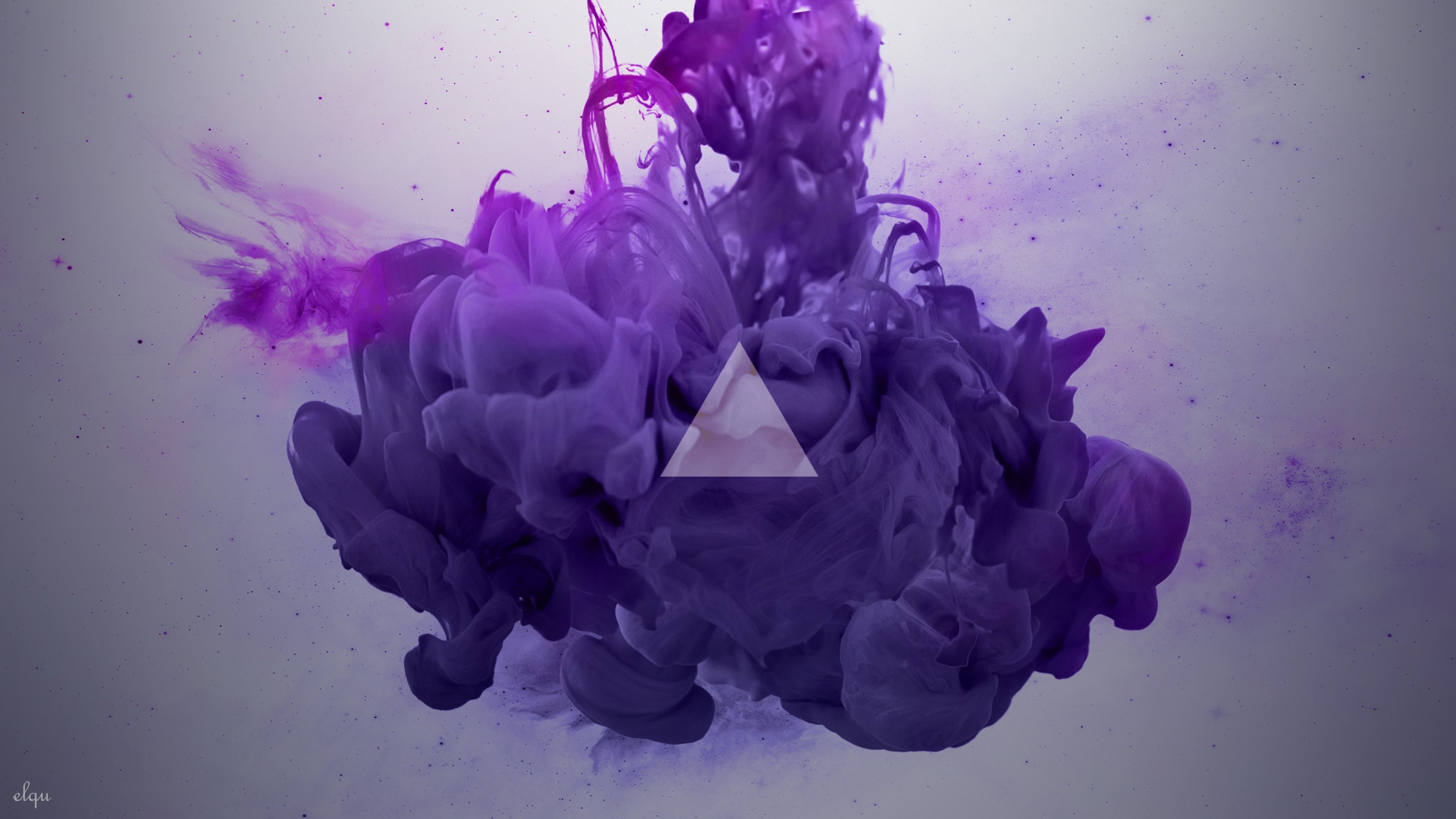 Smoke - Purple Smoke Triangle , HD Wallpaper & Backgrounds