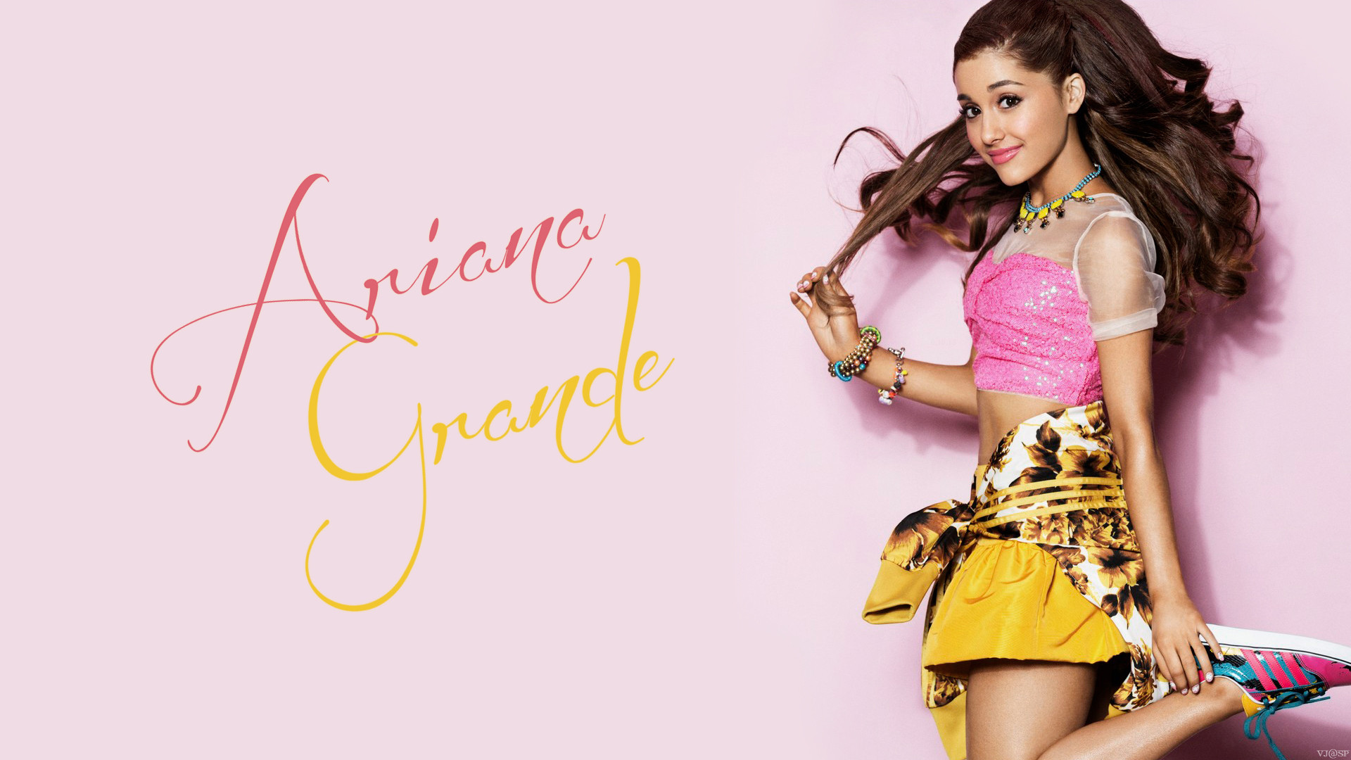 Wallpaper Made By Me - Ariana Grande Wallpaper Hd , HD Wallpaper & Backgrounds