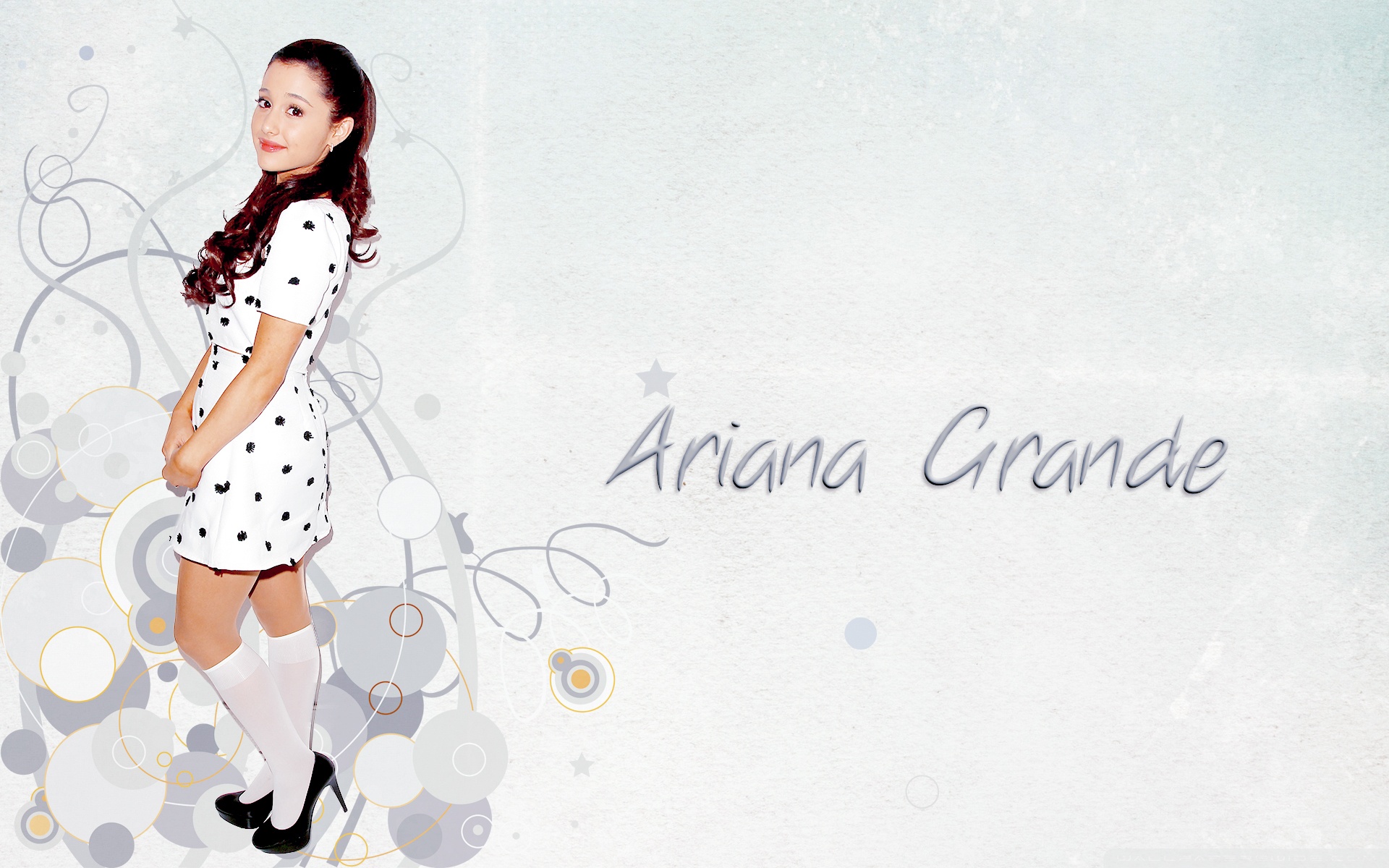 Cute Ariana Grande Wallpaper Desktop Wallpaper - Cute Pics Of Ariana Grande , HD Wallpaper & Backgrounds